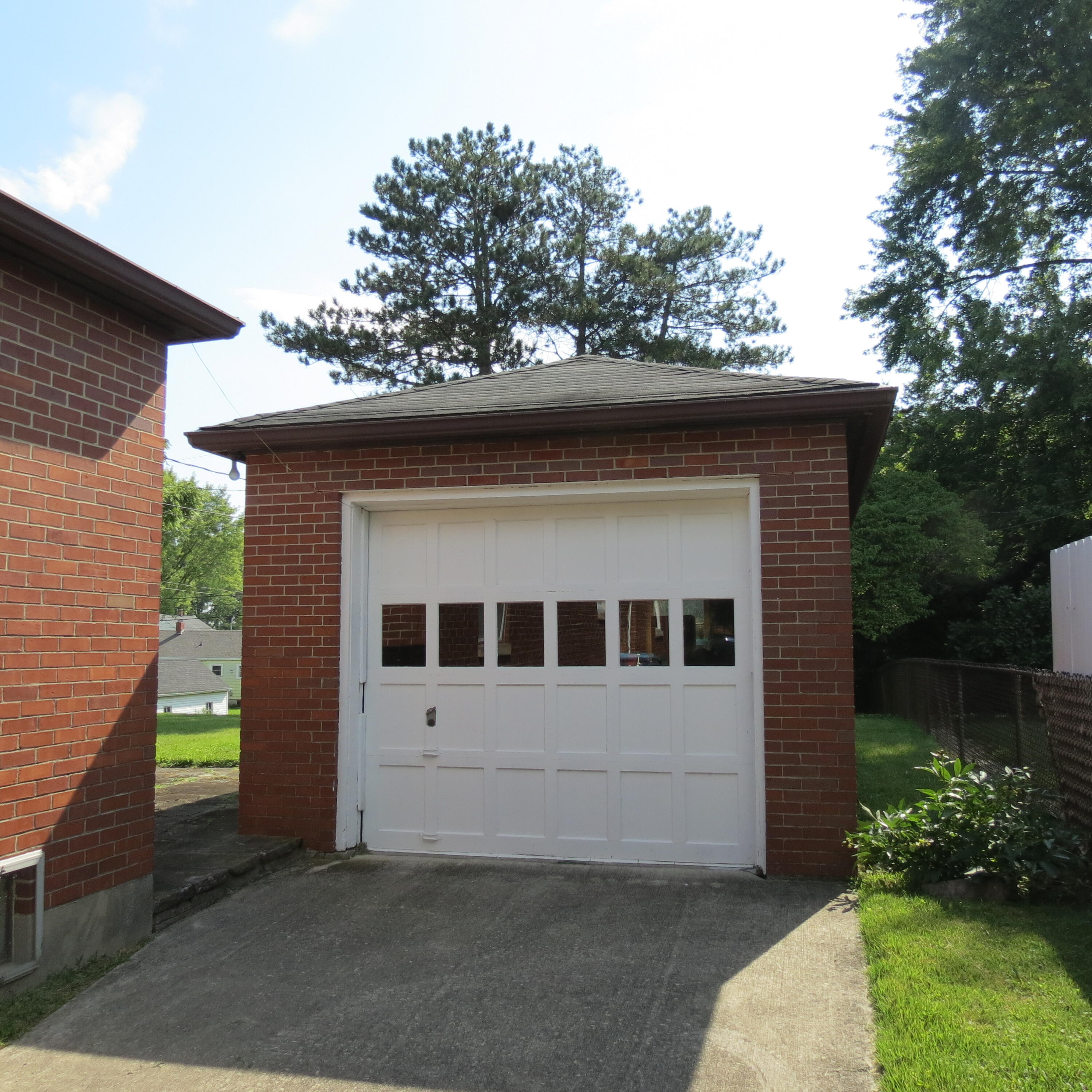 812 Chestnut Avenue, Sidney, Ohio 45365