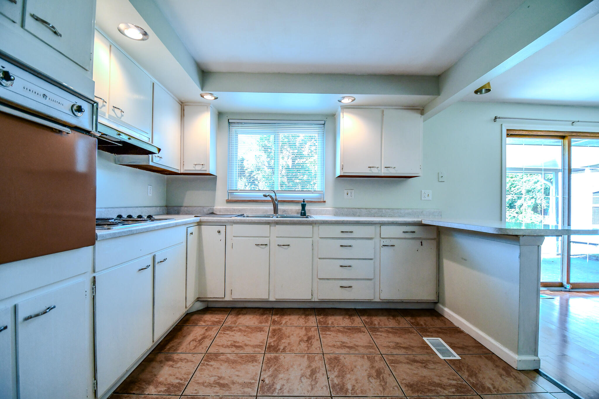 1036 Peidmont Drive, Fairborn, Ohio 45324