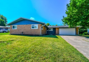 1036 Peidmont Drive, Fairborn, Ohio 45324, 3 Bedrooms Bedrooms, ,2 BathroomsBathrooms,Residential,For Sale,Peidmont,1040766