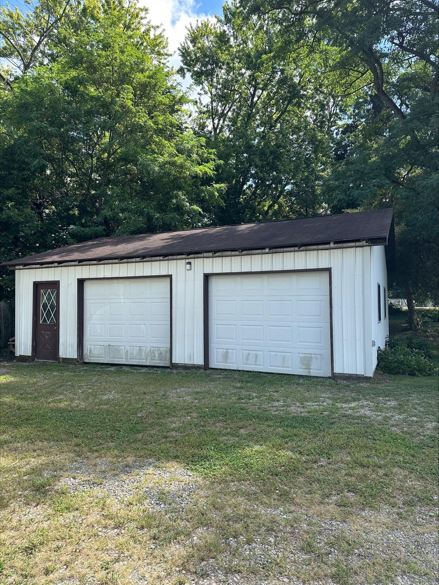 8059 Center Street, Lewistown, Ohio 43333