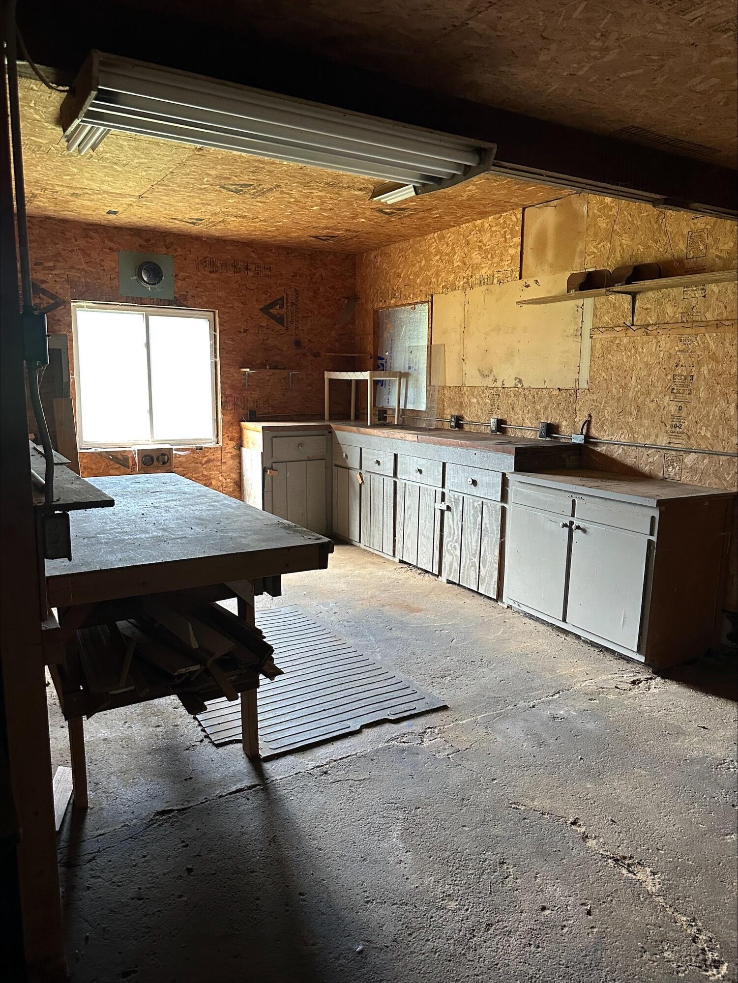 8059 Center Street, Lewistown, Ohio 43333