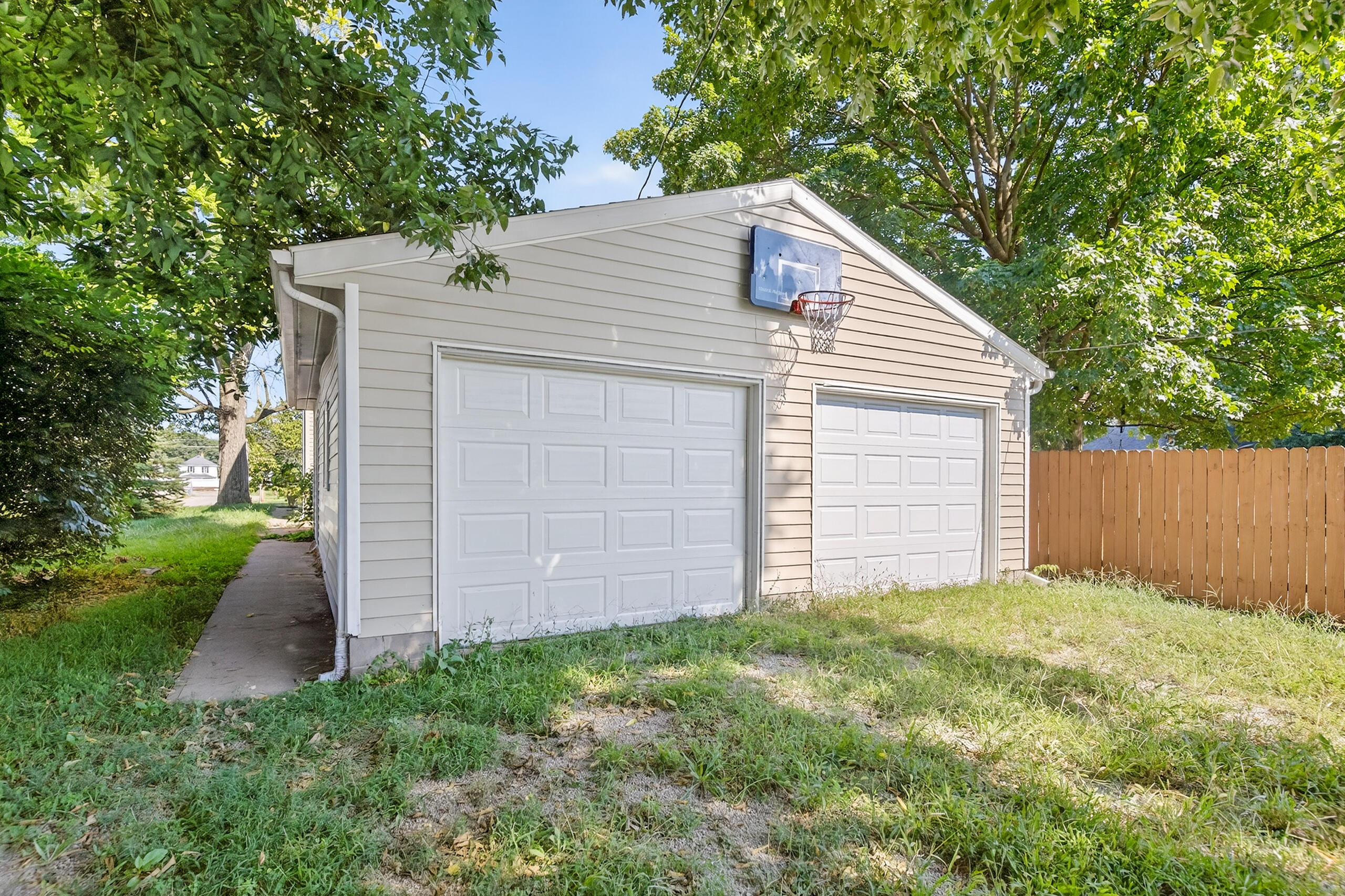 736 Wayne, Piqua, Ohio 45356
