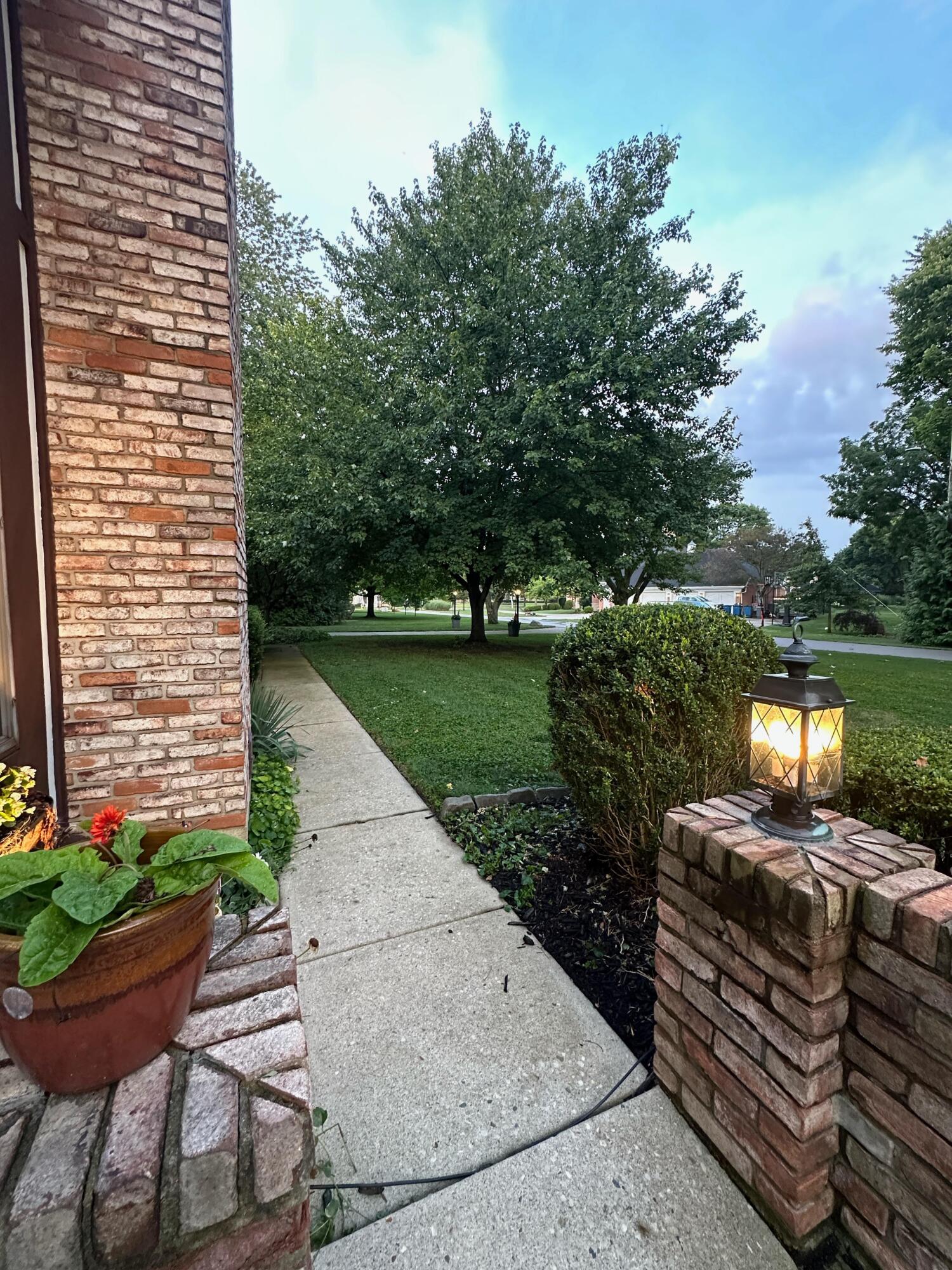 100 Wunderwood Drive, Tipp City, Ohio 45371