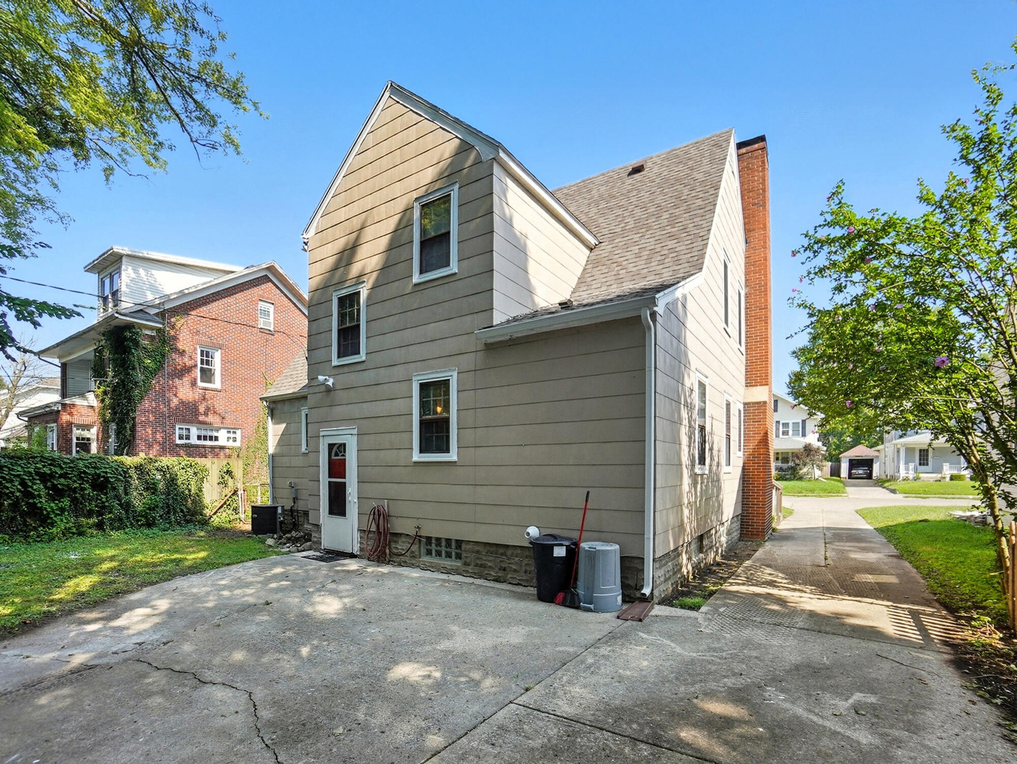 123 3rd Street, Springfield, Ohio 45504