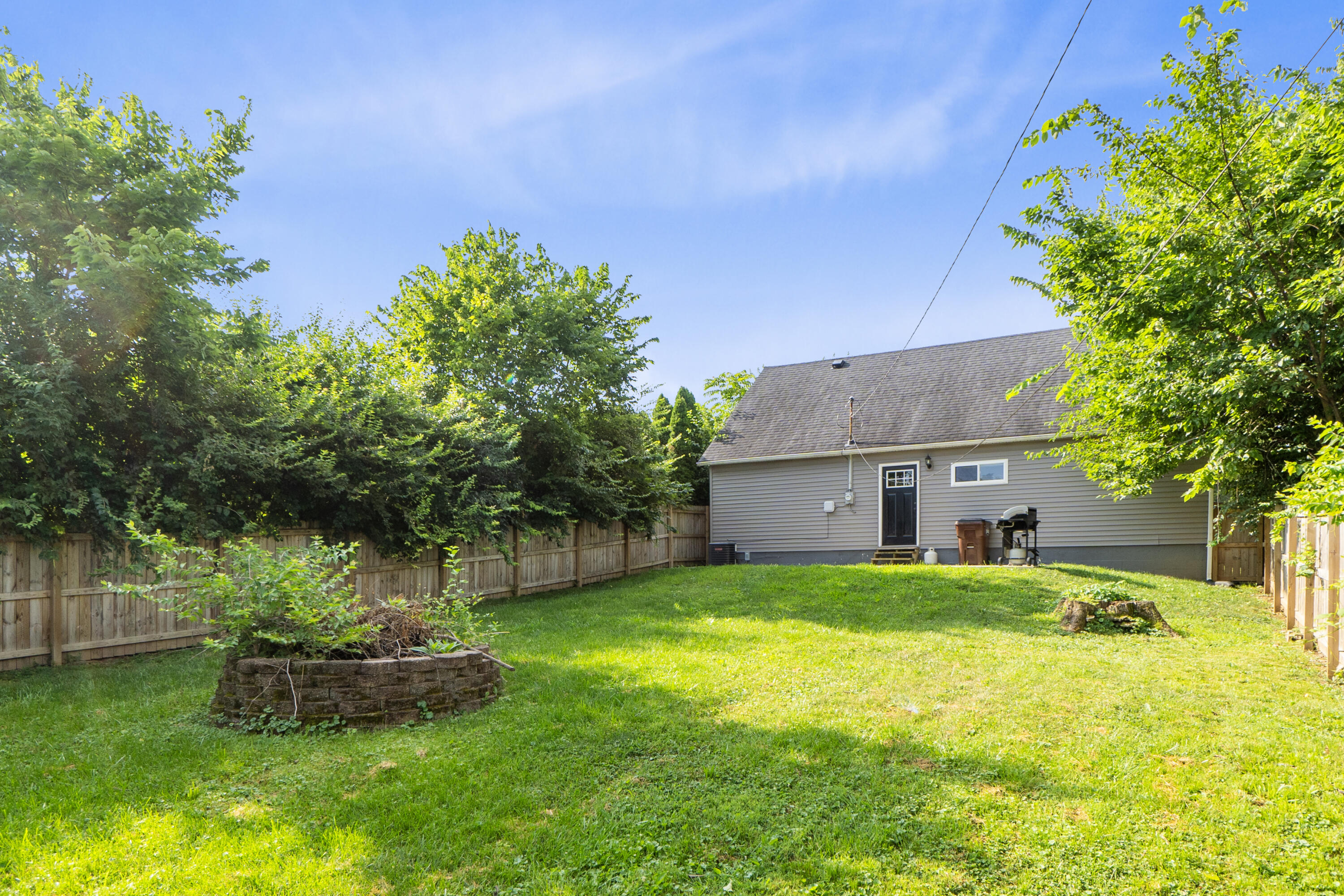 327 Forest Street, Fairborn, Ohio 45324