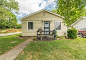 309 Spring Street, New Paris, Ohio 45347, 3 Bedrooms Bedrooms, ,1 BathroomBathrooms,Residential,For Sale,Spring,1040825