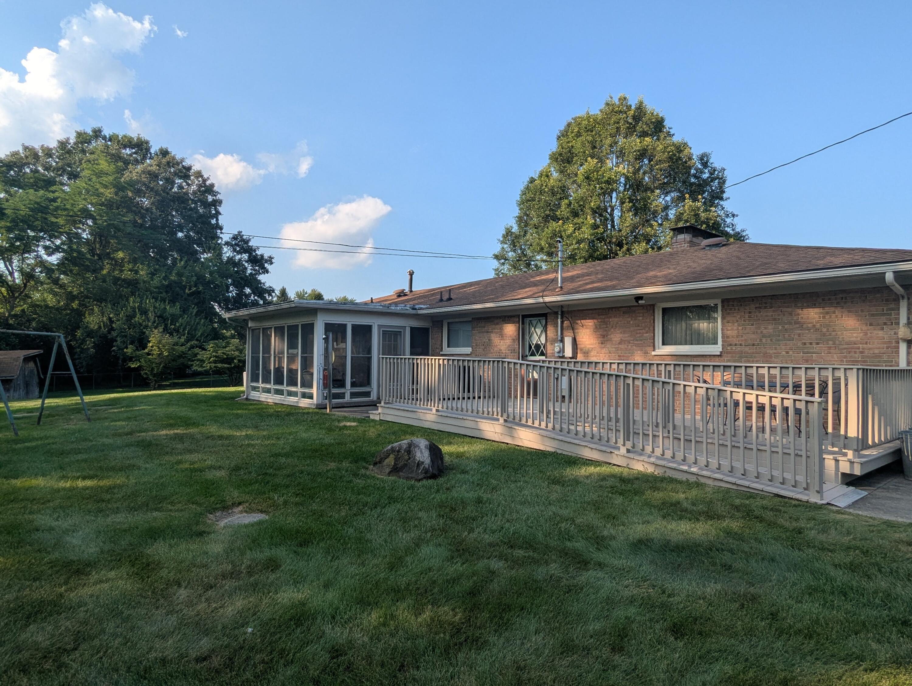 401 Capri Circle, Springfield, Ohio 45505