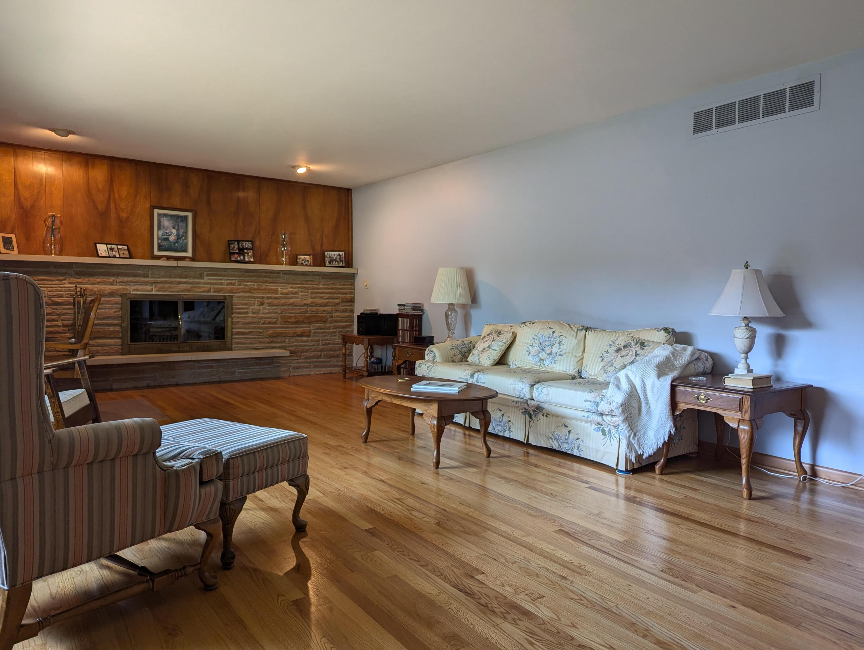 401 Capri Circle, Springfield, Ohio 45505