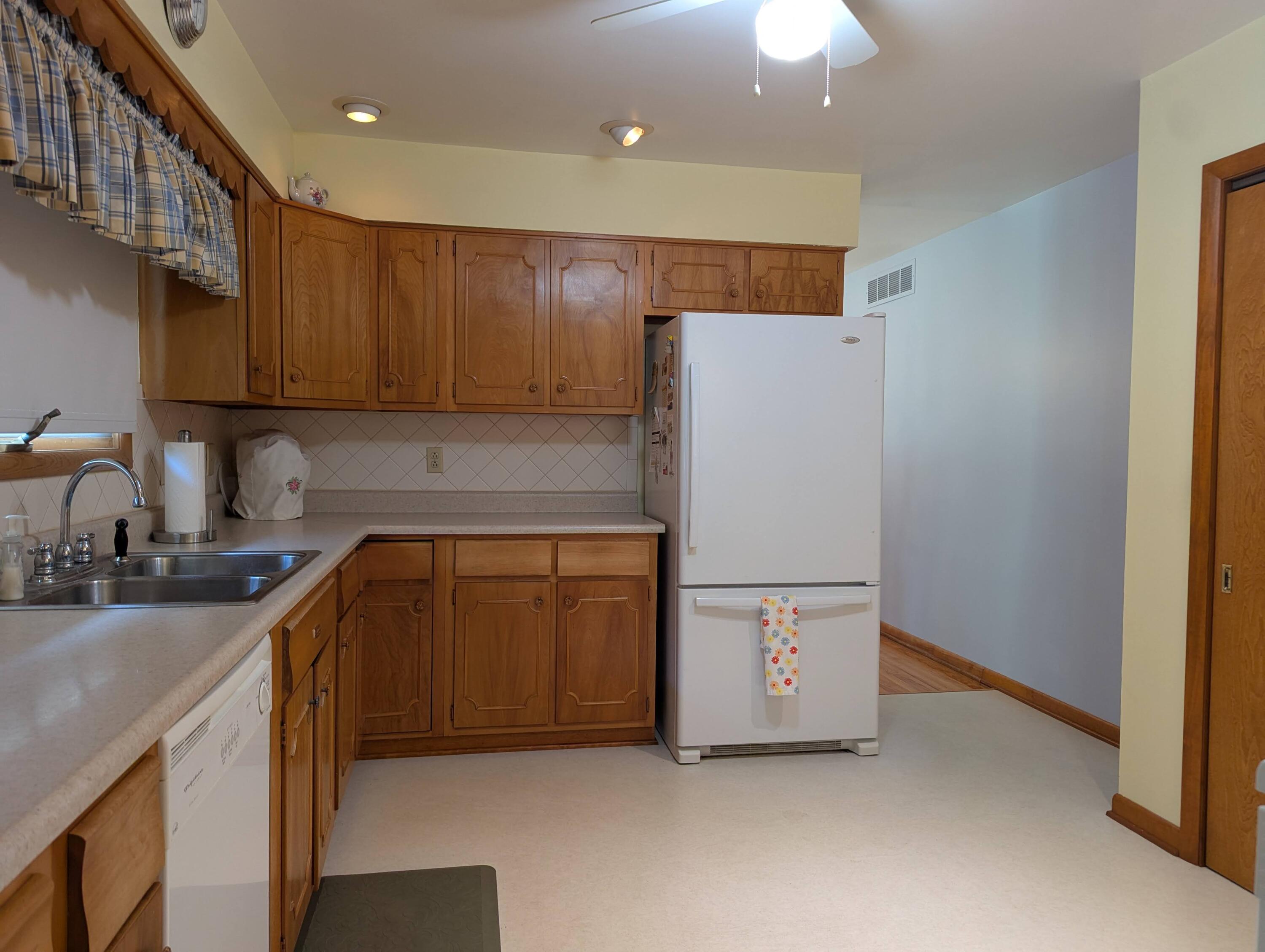 401 Capri Circle, Springfield, Ohio 45505