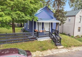 130 Cantwell Avenue, Bellefontaine, Ohio 43311, 2 Bedrooms Bedrooms, ,1 BathroomBathrooms,Residential,For Sale,Cantwell,1040838