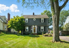 607 Tanglewood Drive, Springfield, Ohio 45504, 3 Bedrooms Bedrooms, ,1 BathroomBathrooms,Residential,For Sale,Tanglewood,1040841