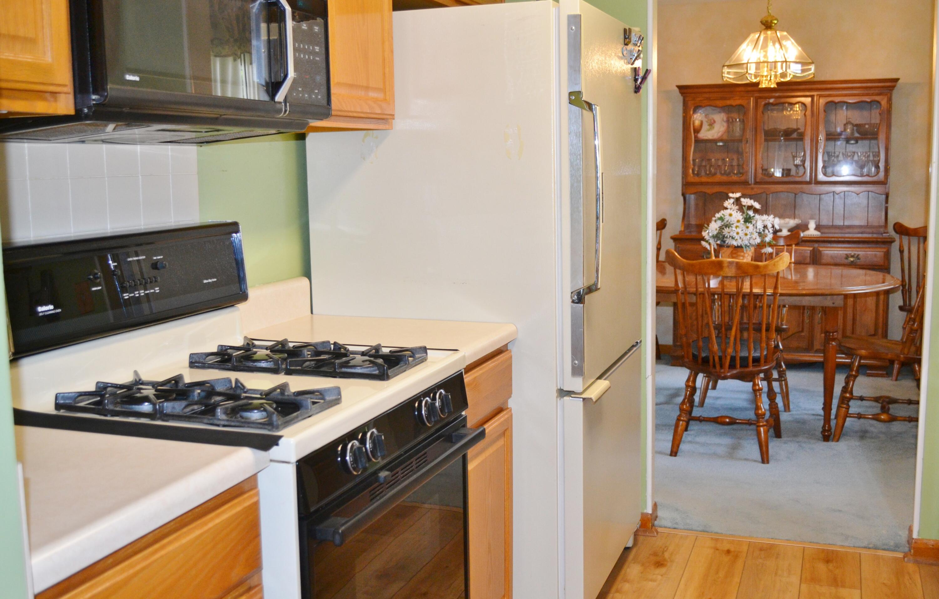 5127 Stoneridge Drive, Springfield, Ohio 45503