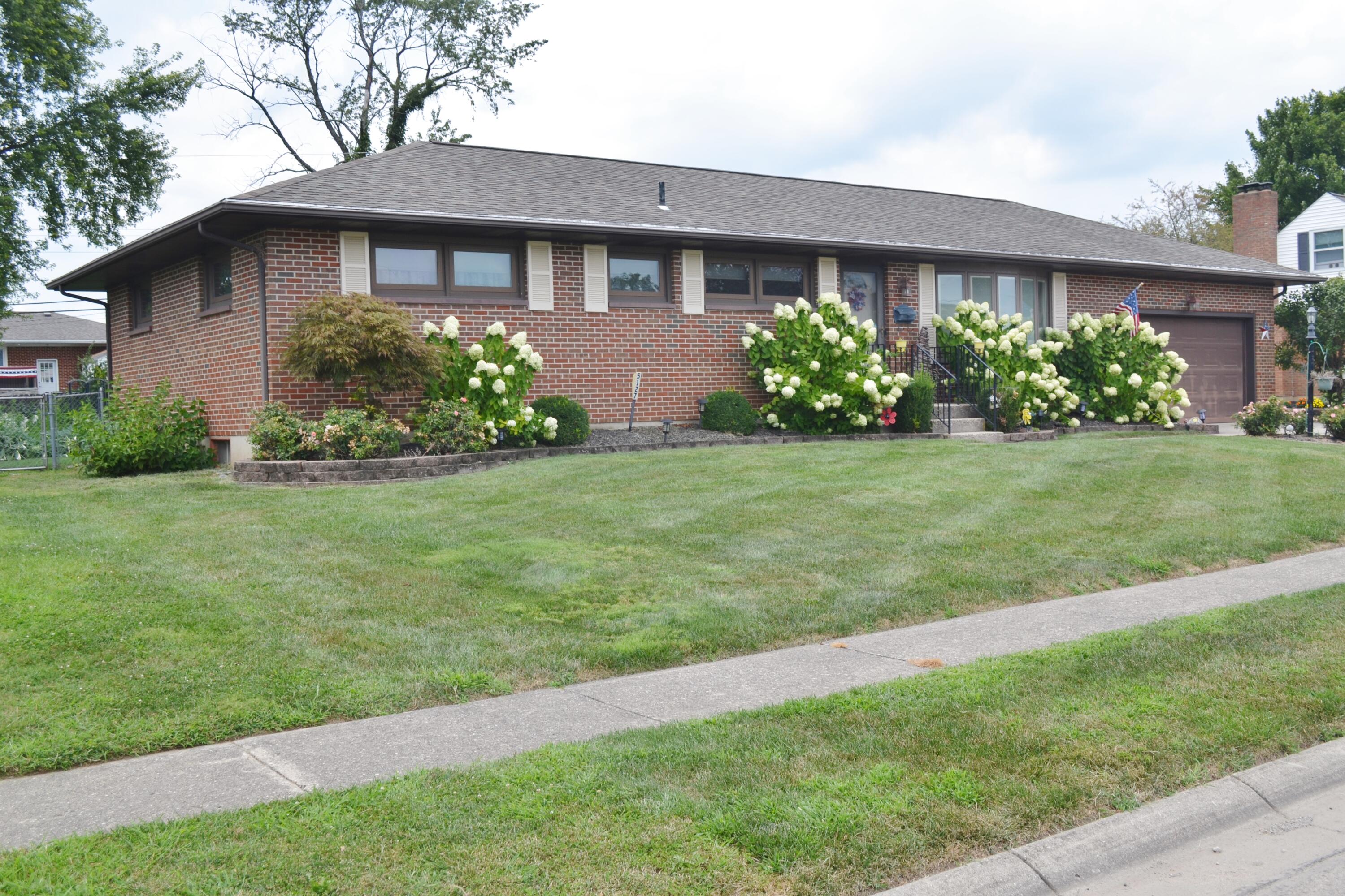 5127 Stoneridge Drive, Springfield, Ohio 45503