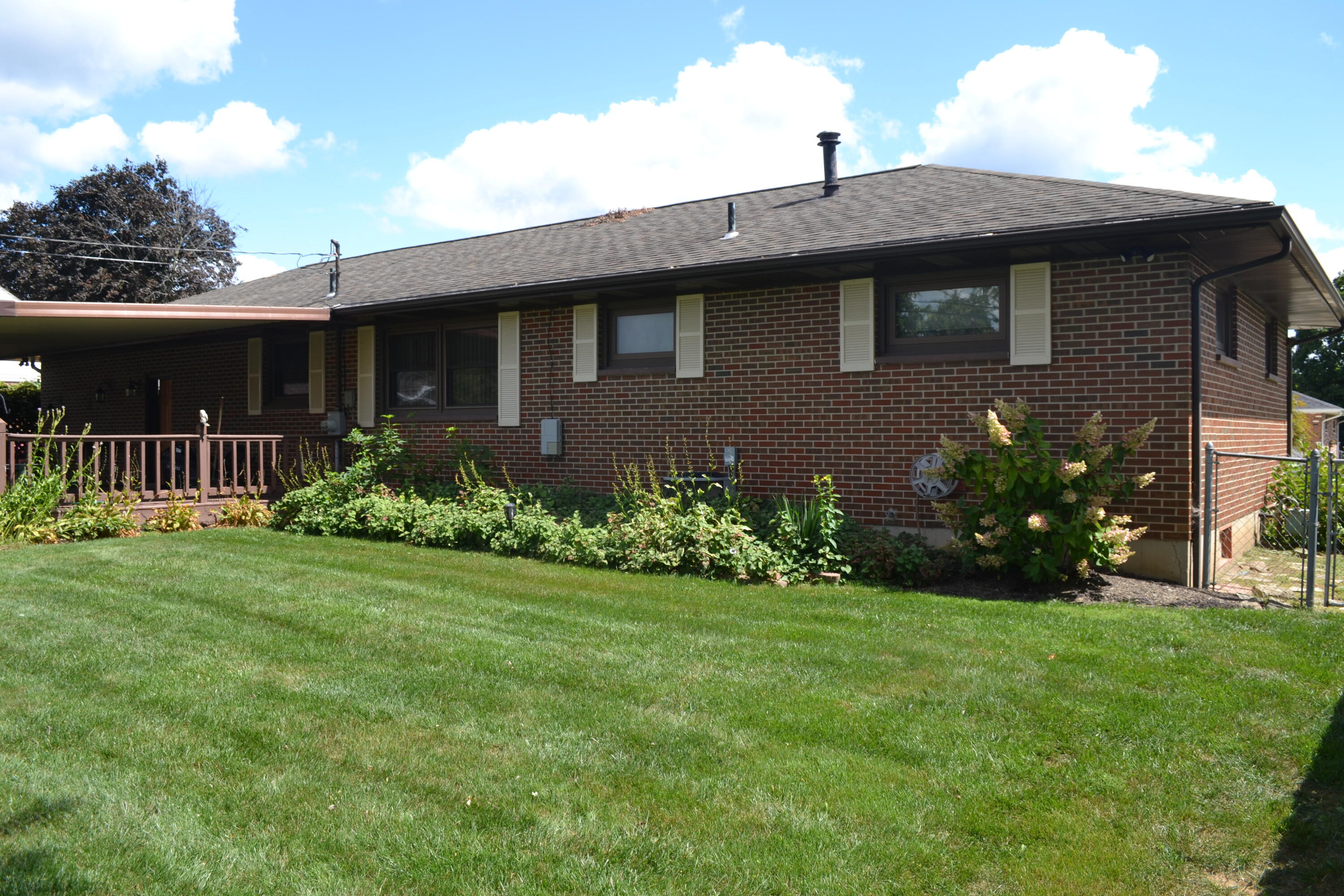 5127 Stoneridge Drive, Springfield, Ohio 45503