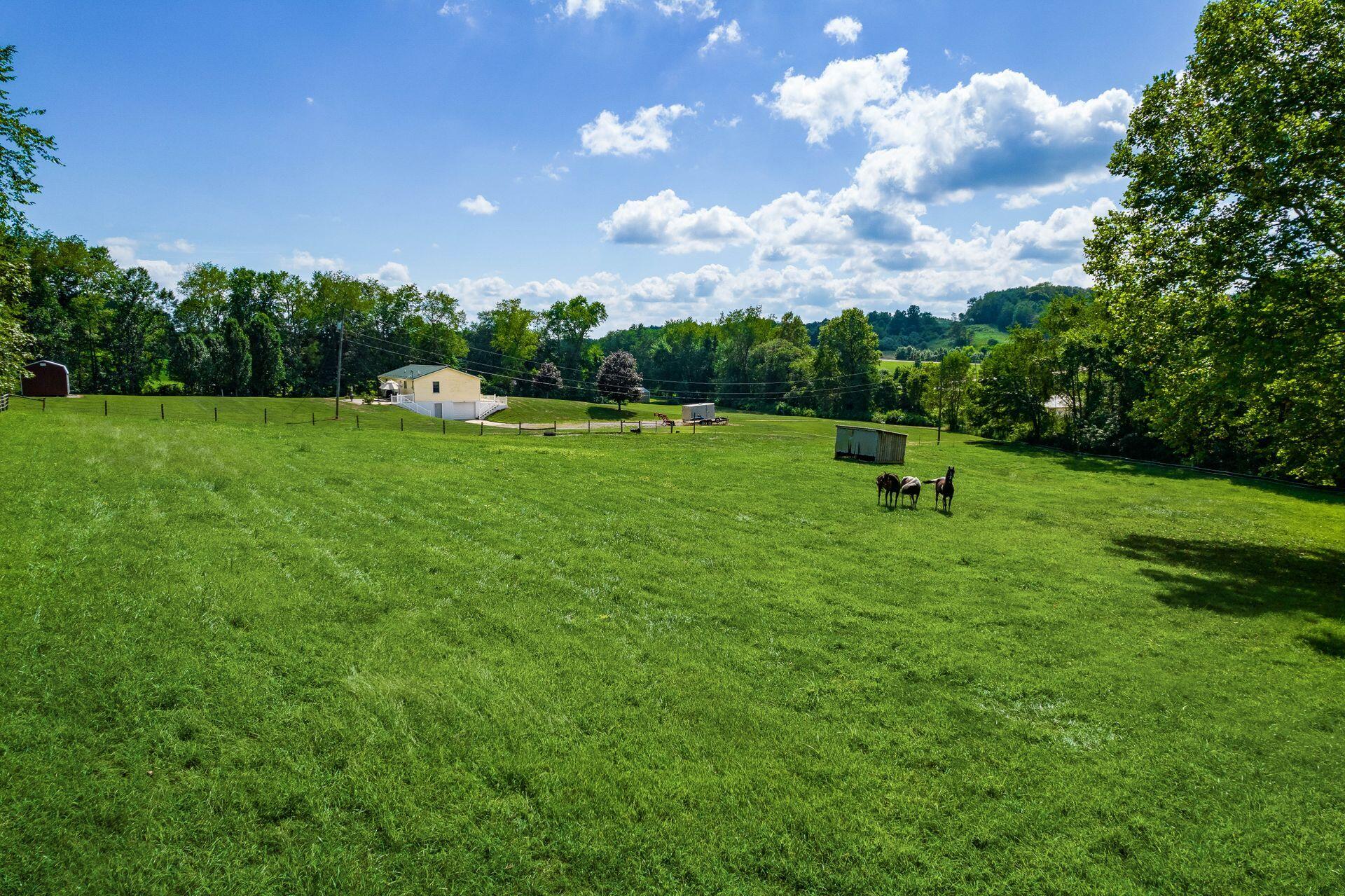 43208 Ohio 160, Wilkesville, Ohio 45695