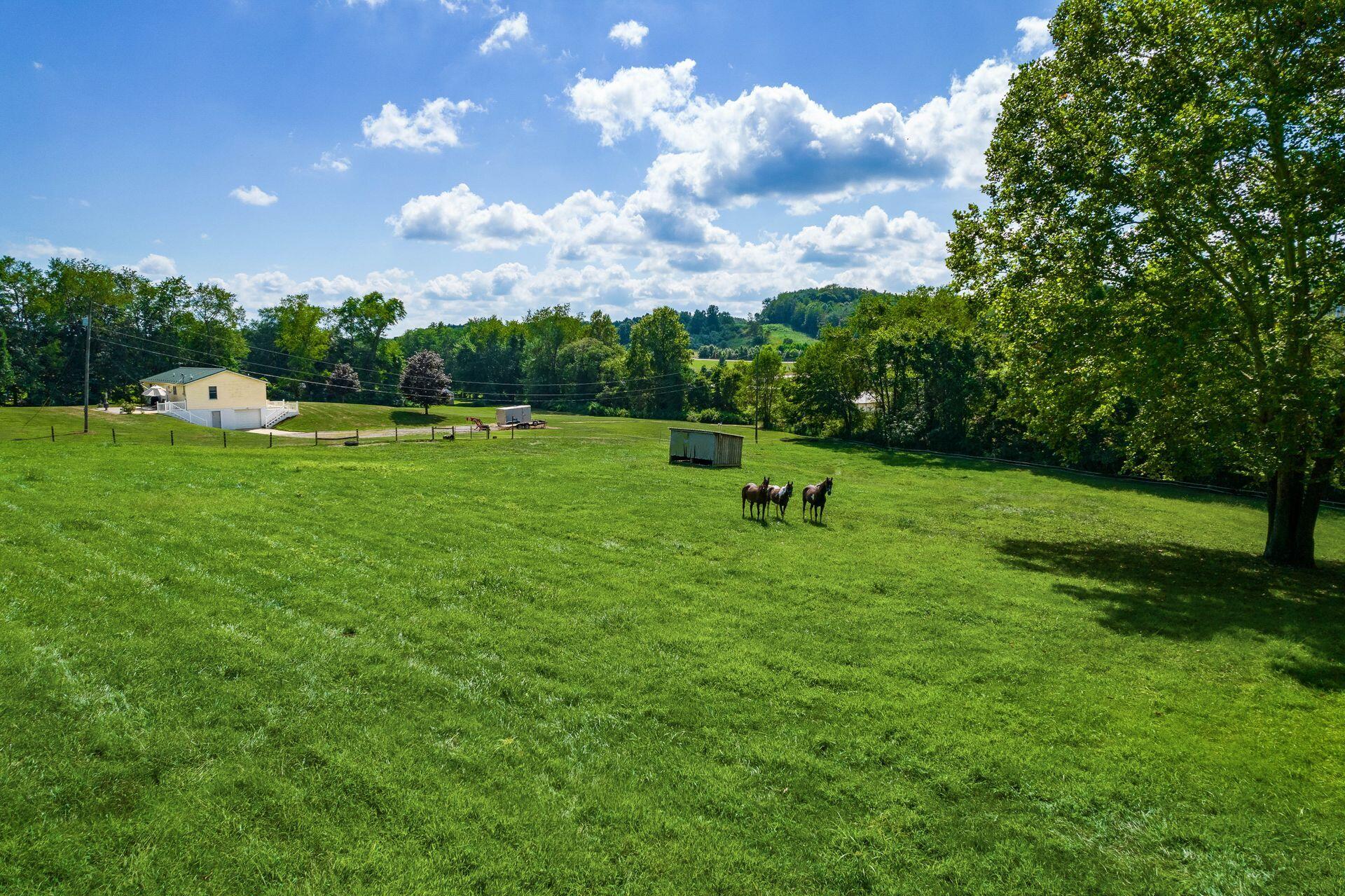 43208 Ohio 160, Wilkesville, Ohio 45695