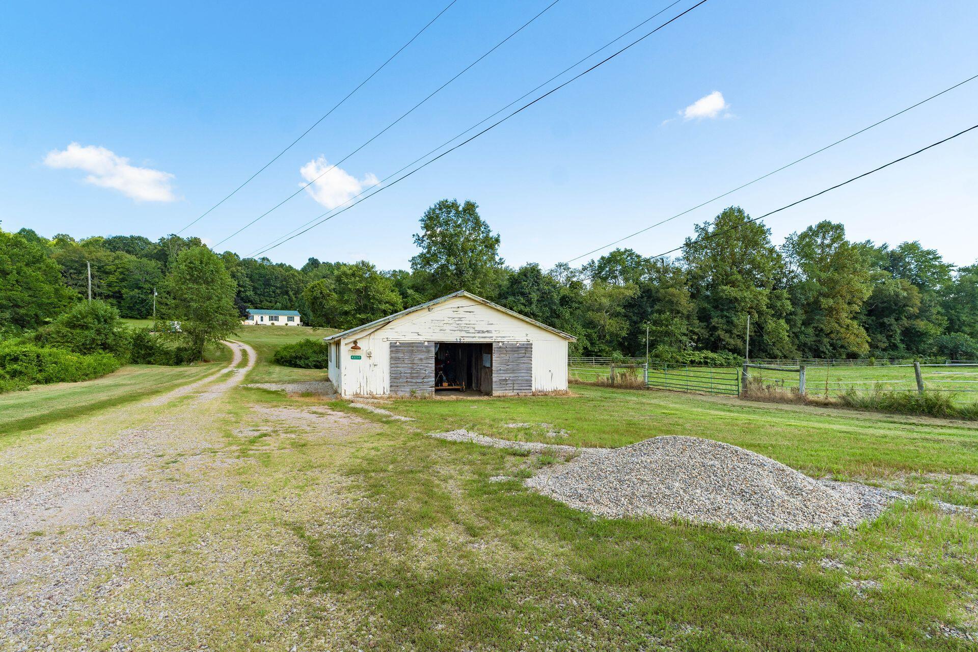 43208 Ohio 160, Wilkesville, Ohio 45695