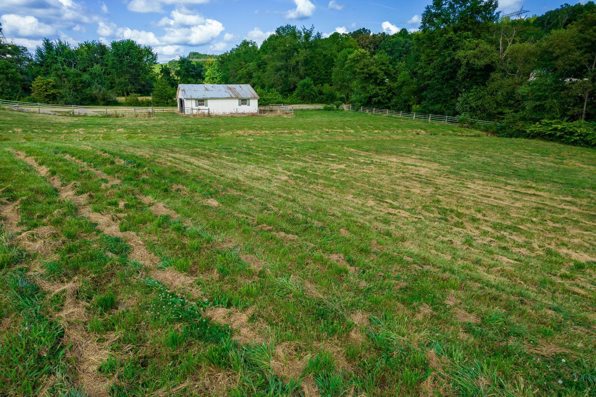 43208 Ohio 160, Wilkesville, Ohio 45695