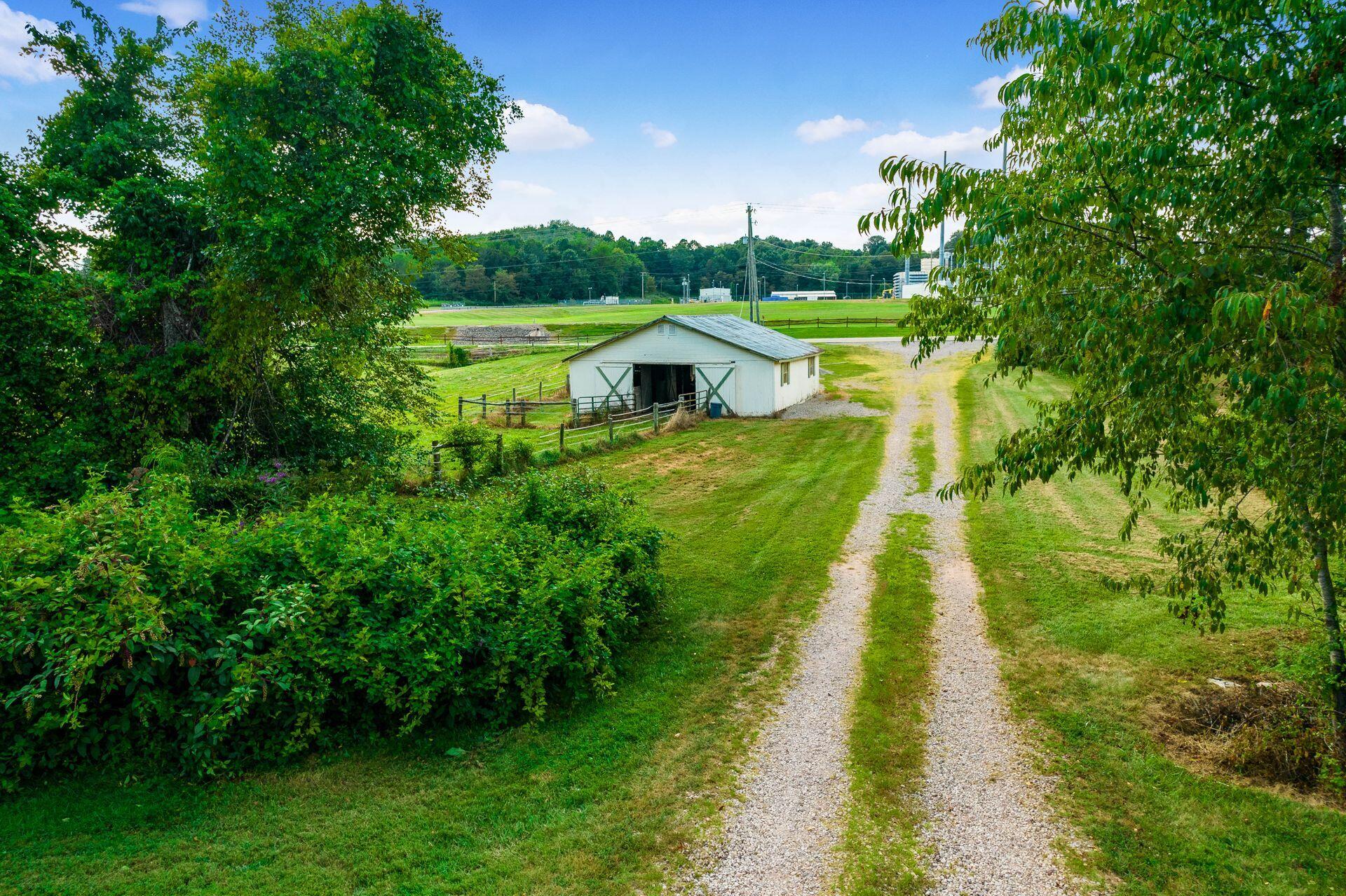 43208 Ohio 160, Wilkesville, Ohio 45695