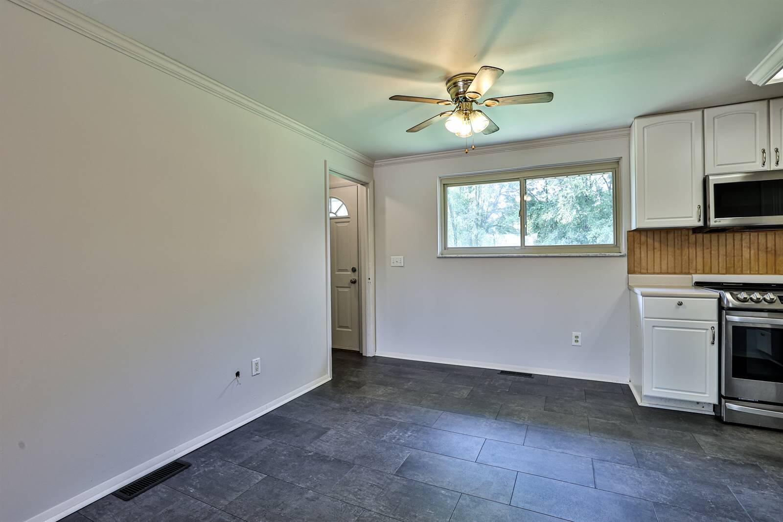 1072 Pool Avenue, Vandalia, Ohio 45377
