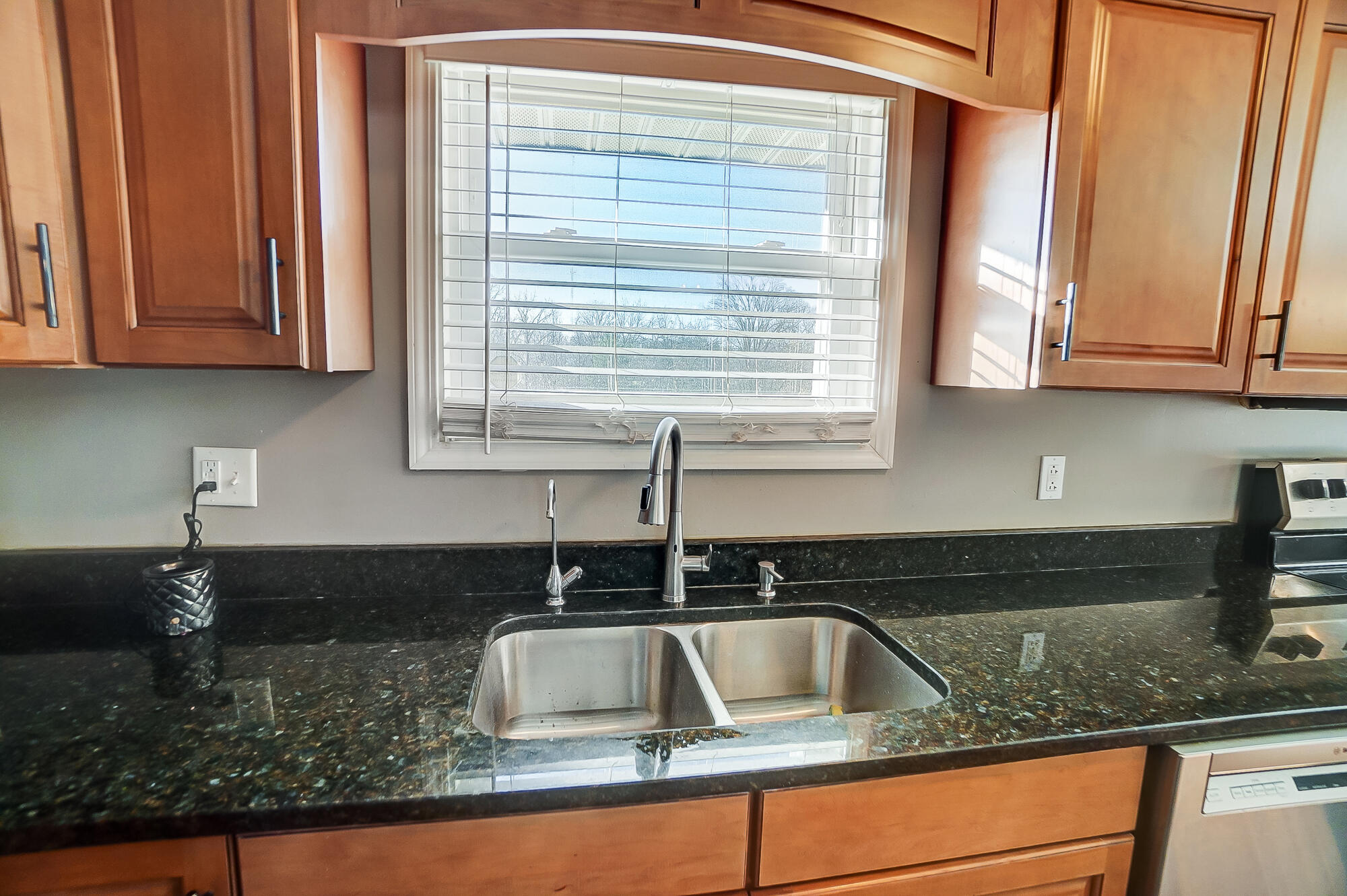 17946 National Road, Wapakoneta, Ohio 45895