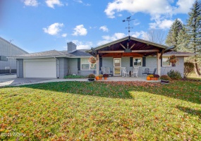 17946 National Road, Wapakoneta, Ohio, 3 Bedrooms Bedrooms, ,2 BathroomsBathrooms,Residential,For Sale,National,308032