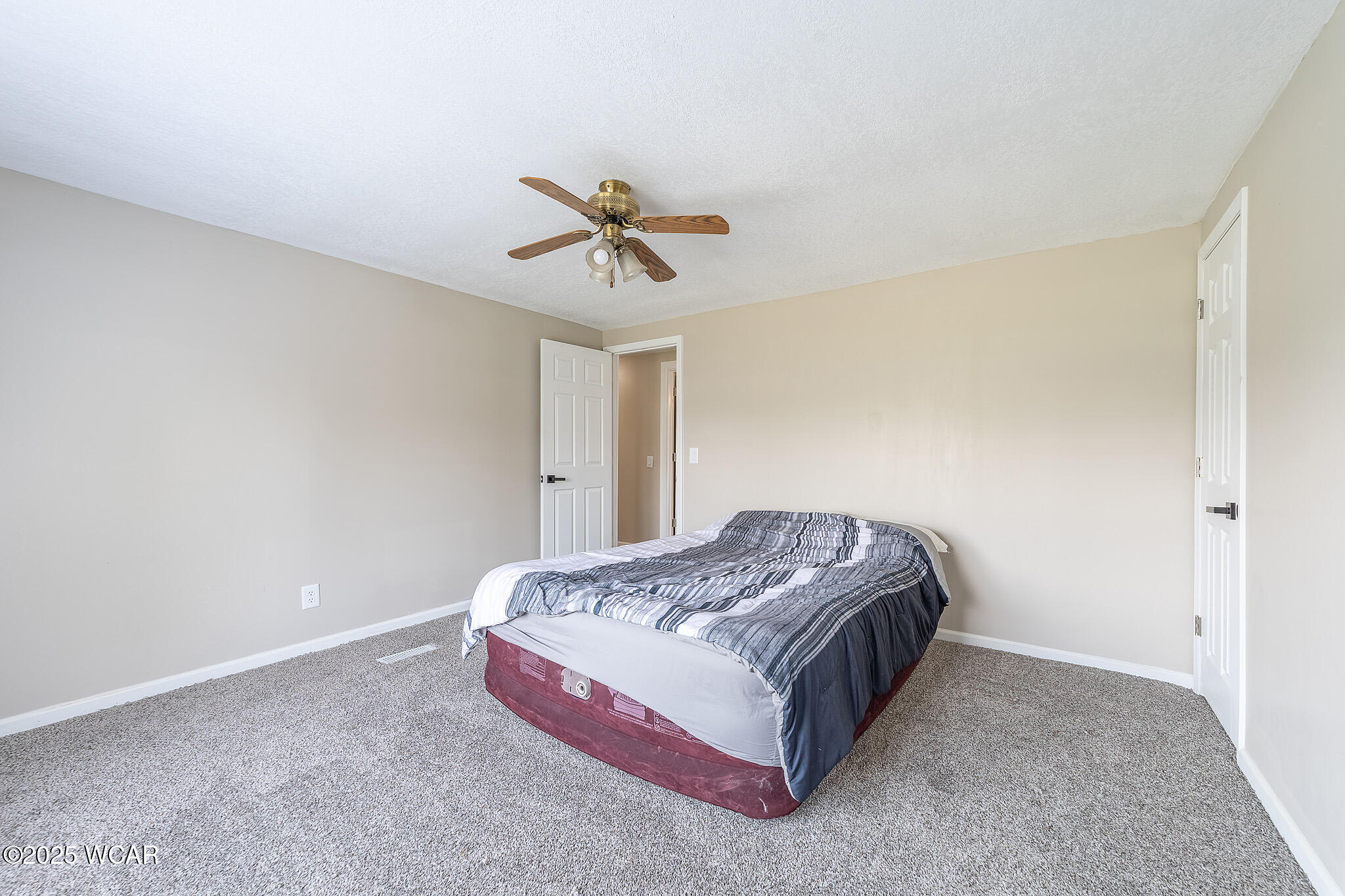 1303 Chateau Circle, Findlay, Ohio