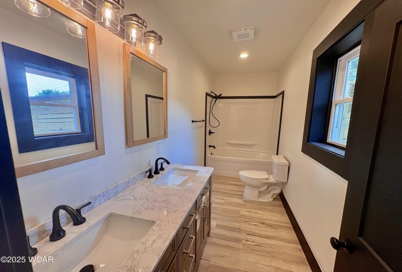 1401 Center Street, Lima, Ohio, 3 Bedrooms Bedrooms, ,1 BathroomBathrooms,Residential,For Sale,Center,307866