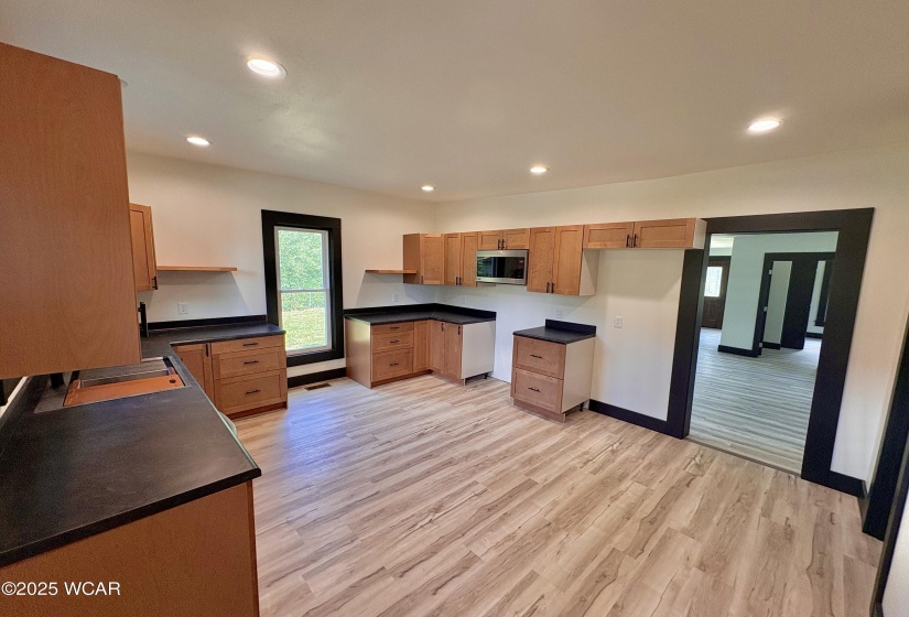 1401 Center Street, Lima, Ohio, 3 Bedrooms Bedrooms, ,1 BathroomBathrooms,Residential,For Sale,Center,307866