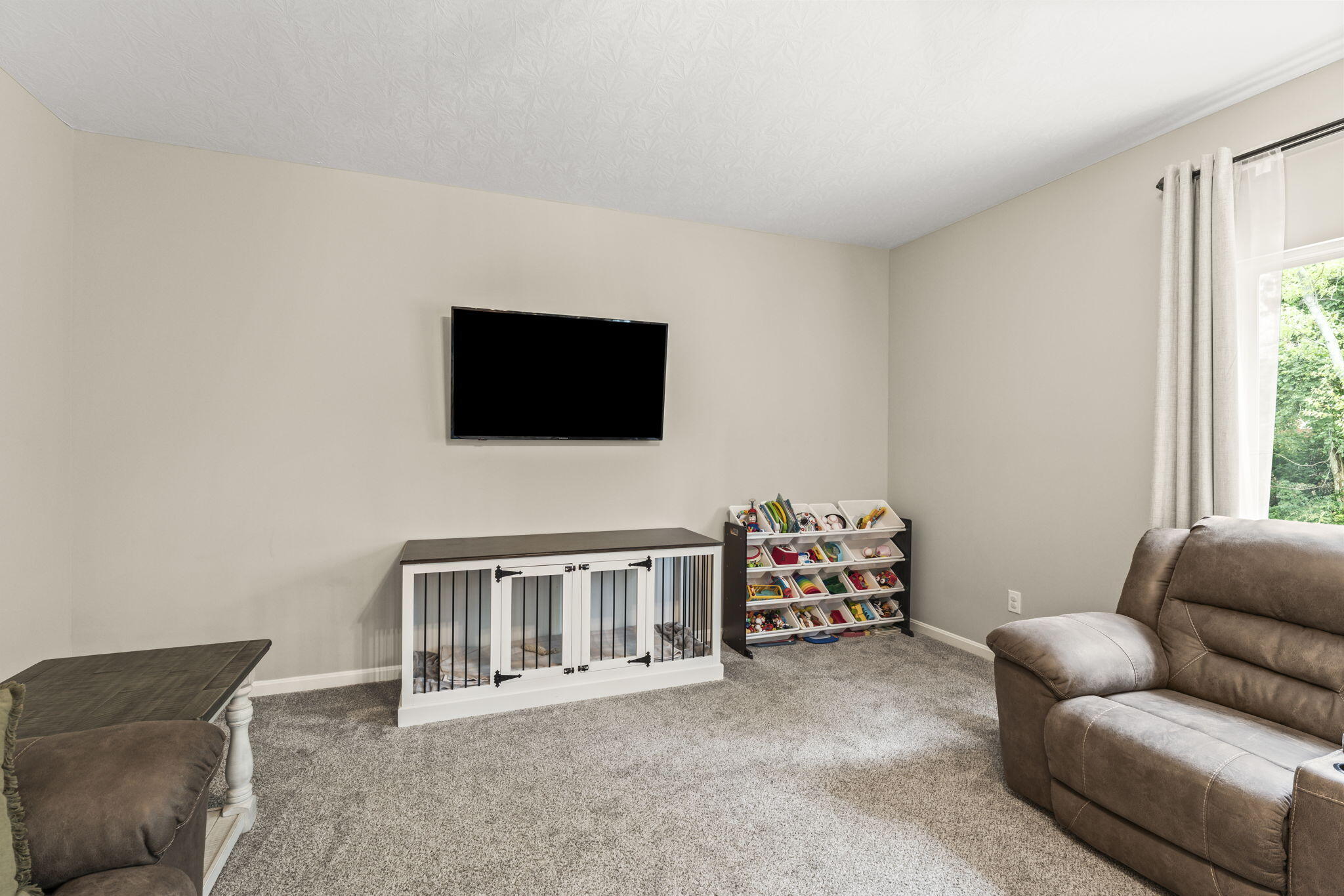 751 Hunters Run Drive, Brookville, Ohio 45309