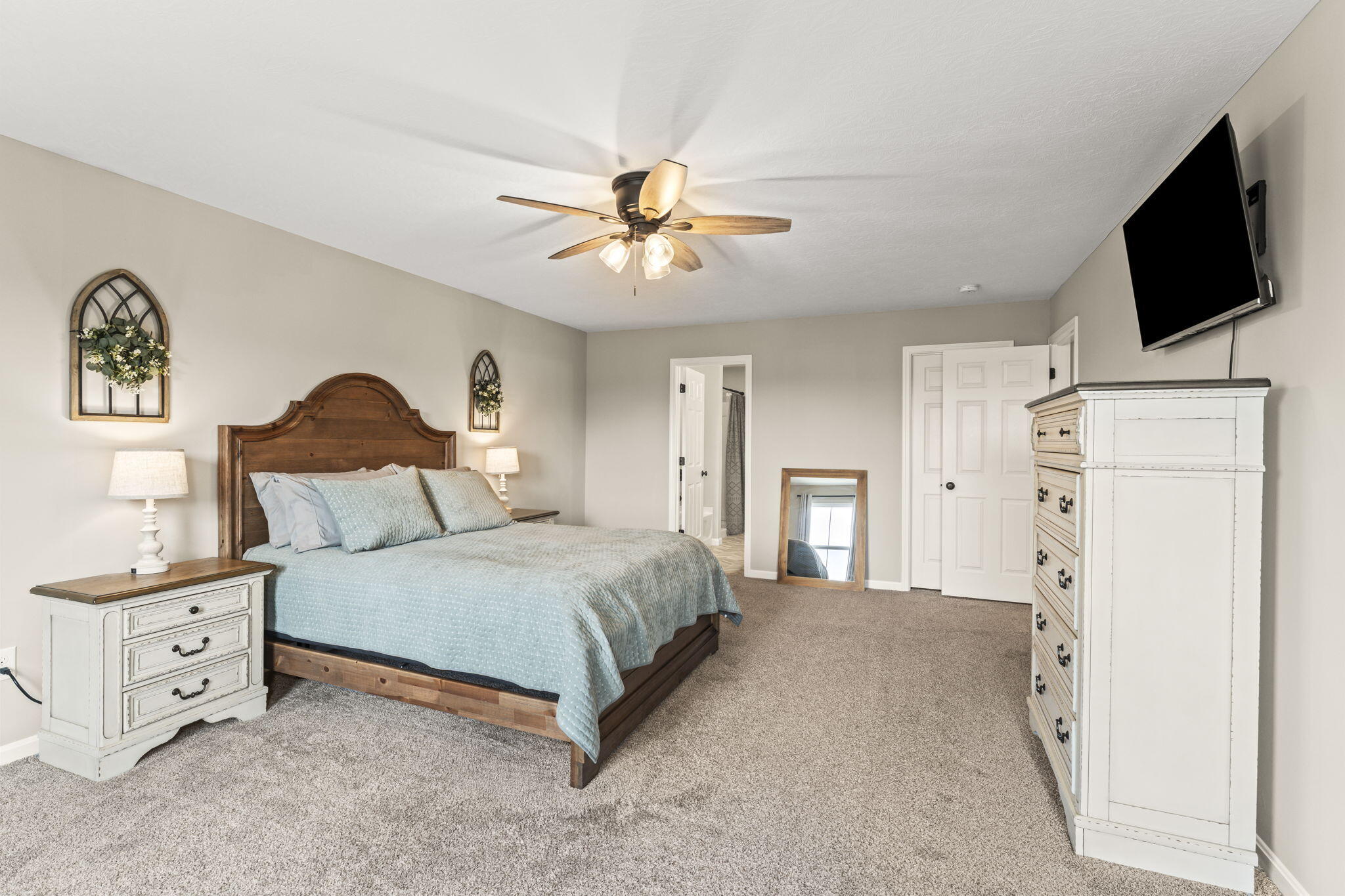 751 Hunters Run Drive, Brookville, Ohio 45309