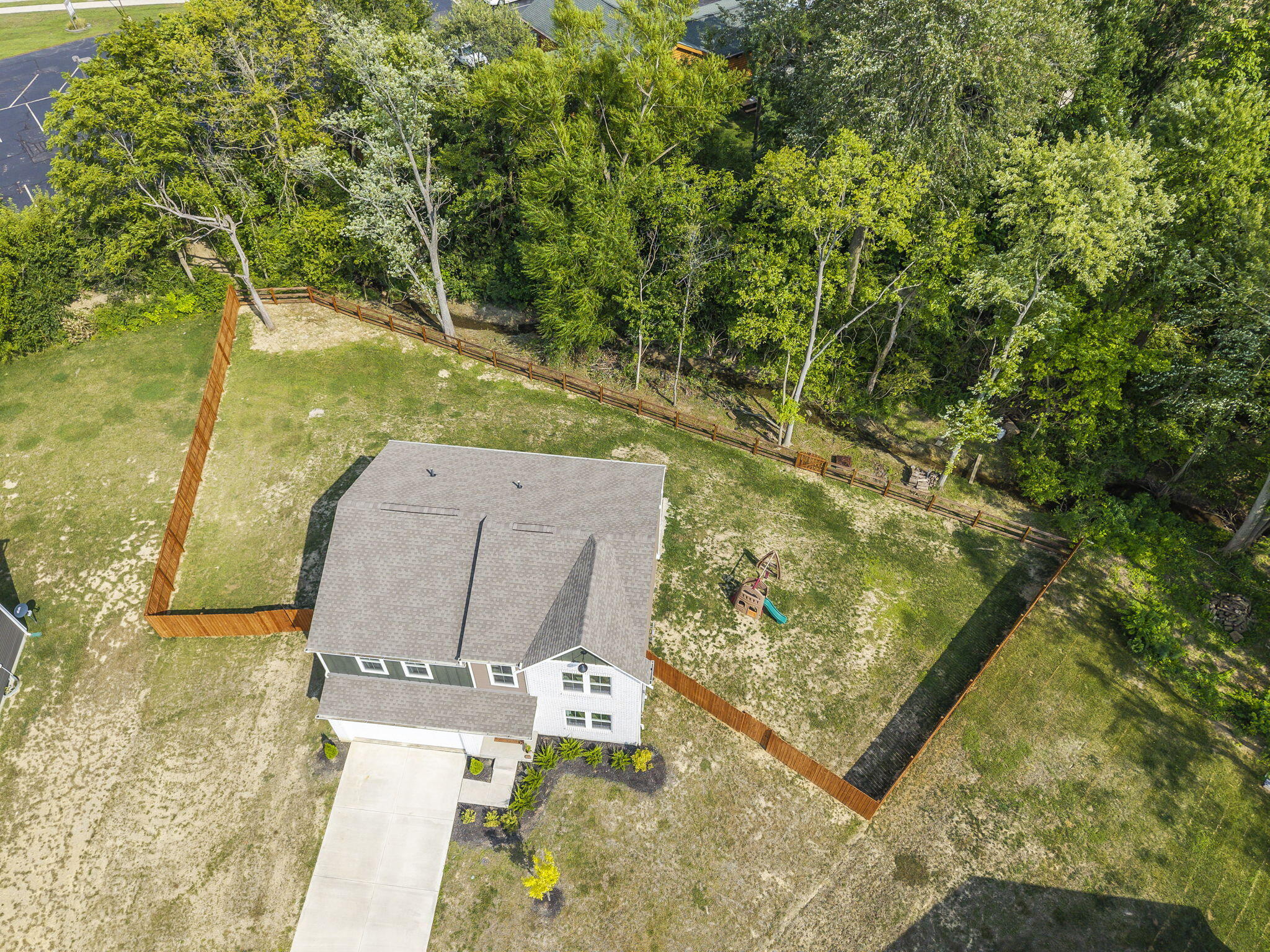 751 Hunters Run Drive, Brookville, Ohio 45309