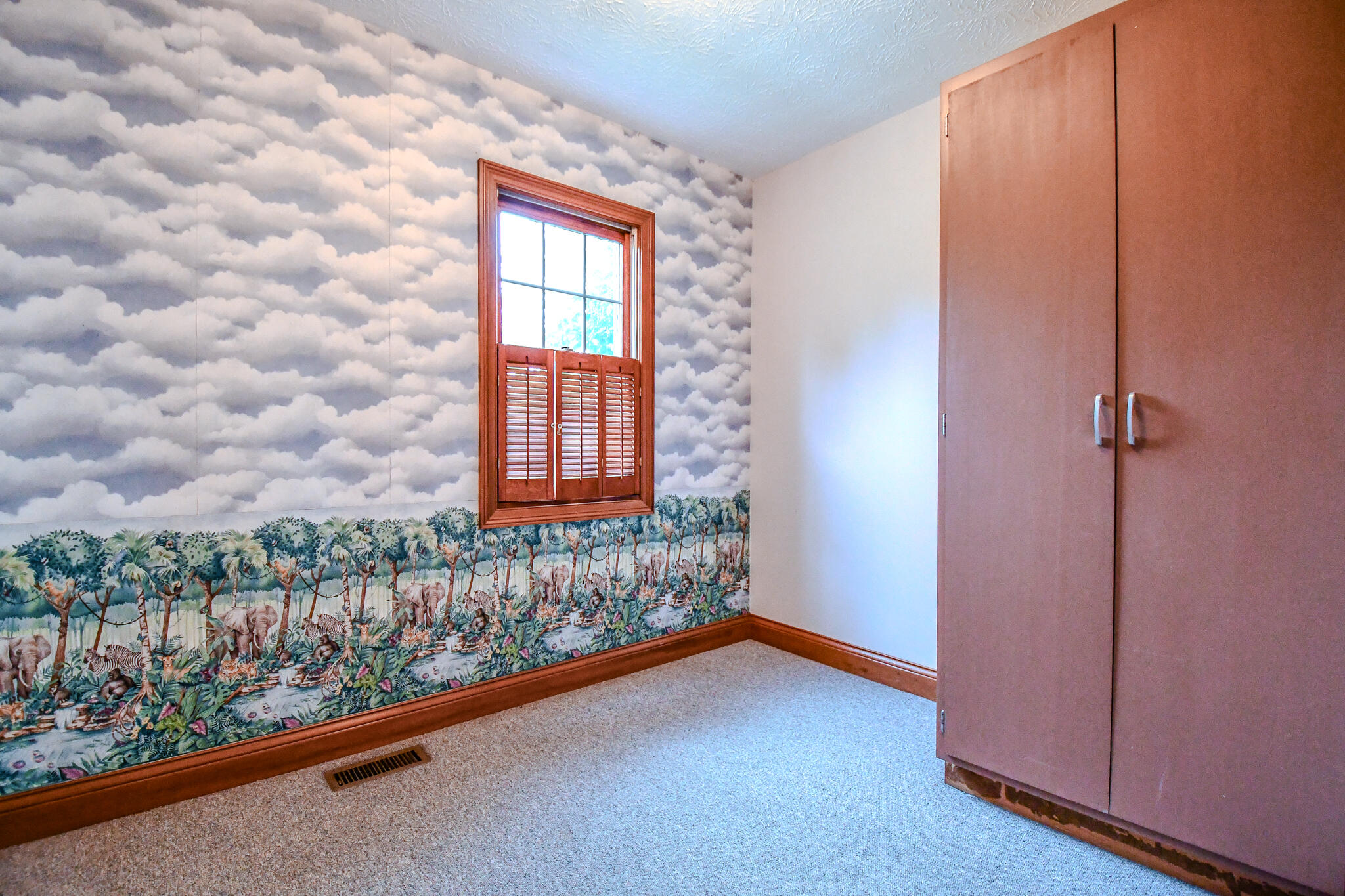 6439 Greenridge Avenue, New Carlisle, Ohio 45344