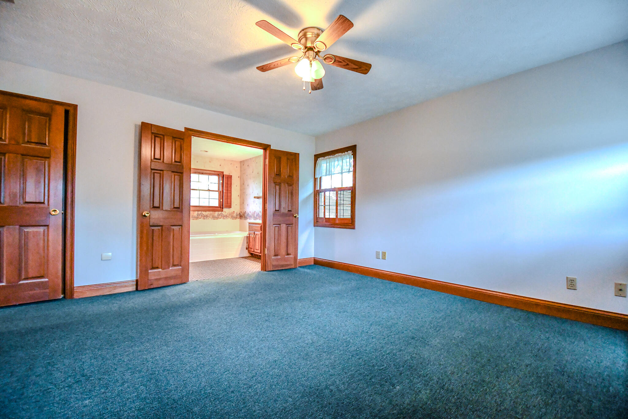 6439 Greenridge Avenue, New Carlisle, Ohio 45344