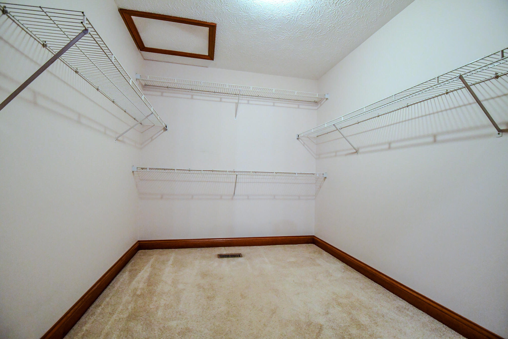6439 Greenridge Avenue, New Carlisle, Ohio 45344