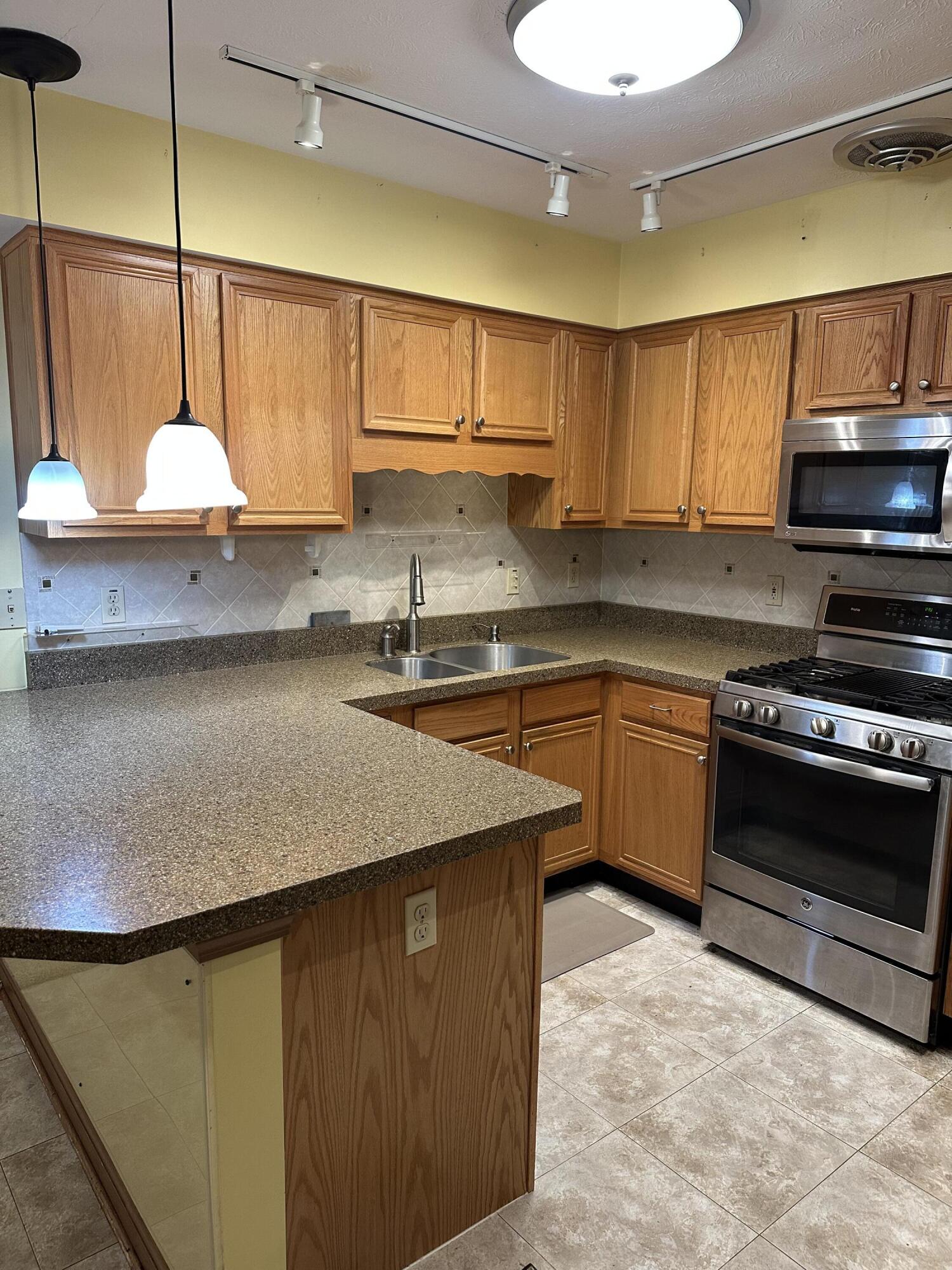 814 Brendle Trace, Springfield, Ohio 45503