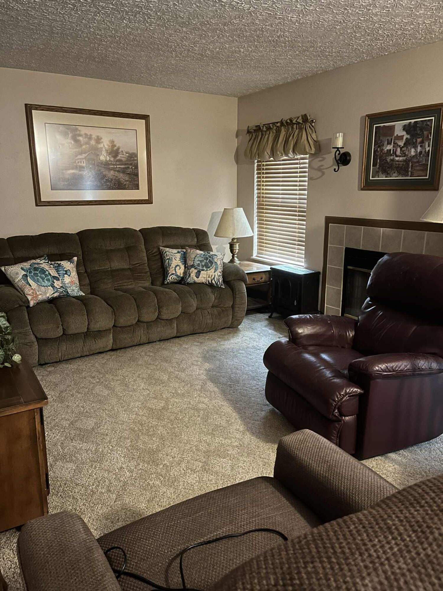 362 Hearthstone Drive, Delaware, Ohio 43015