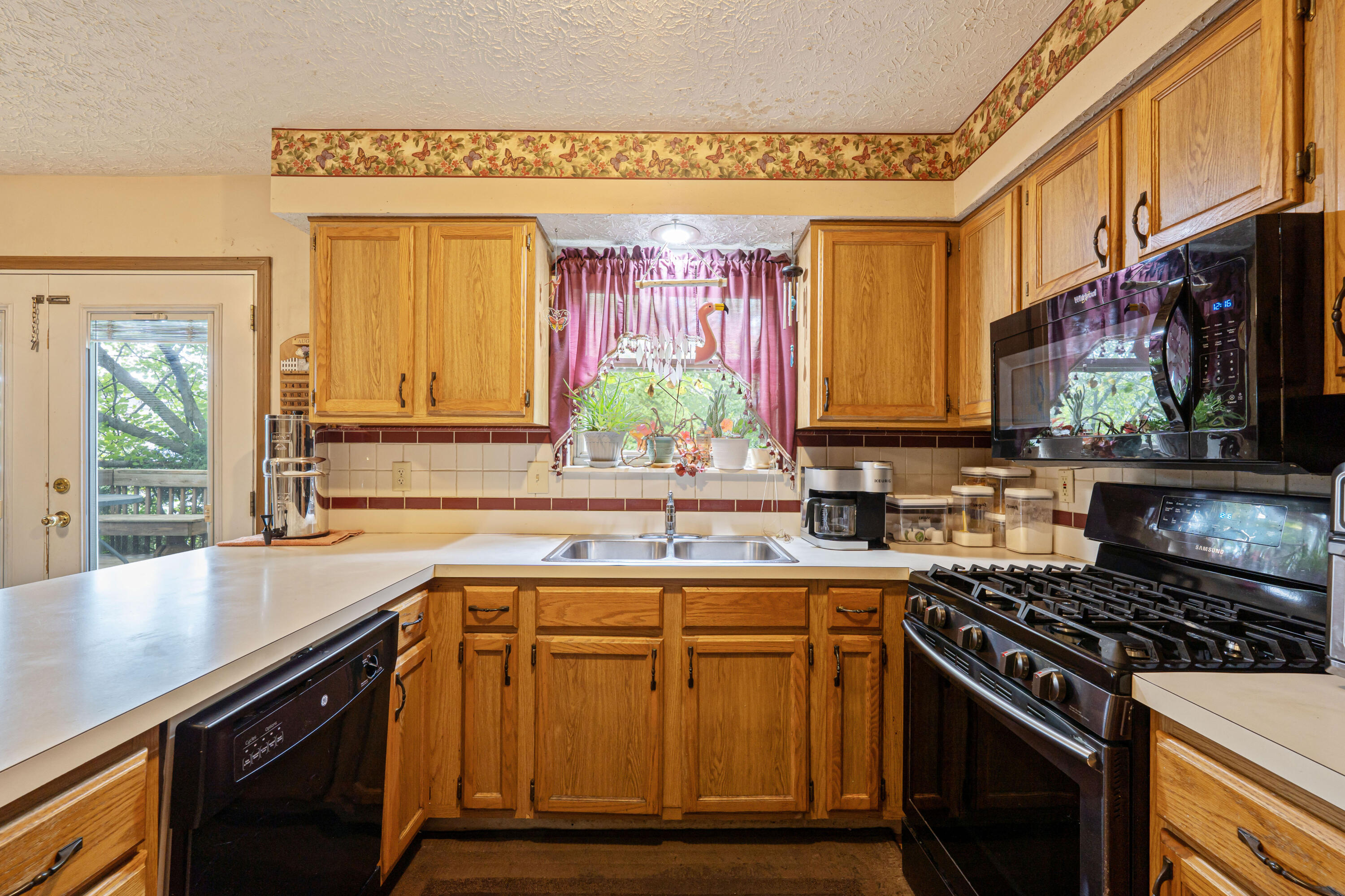 362 Hearthstone Drive, Delaware, Ohio 43015