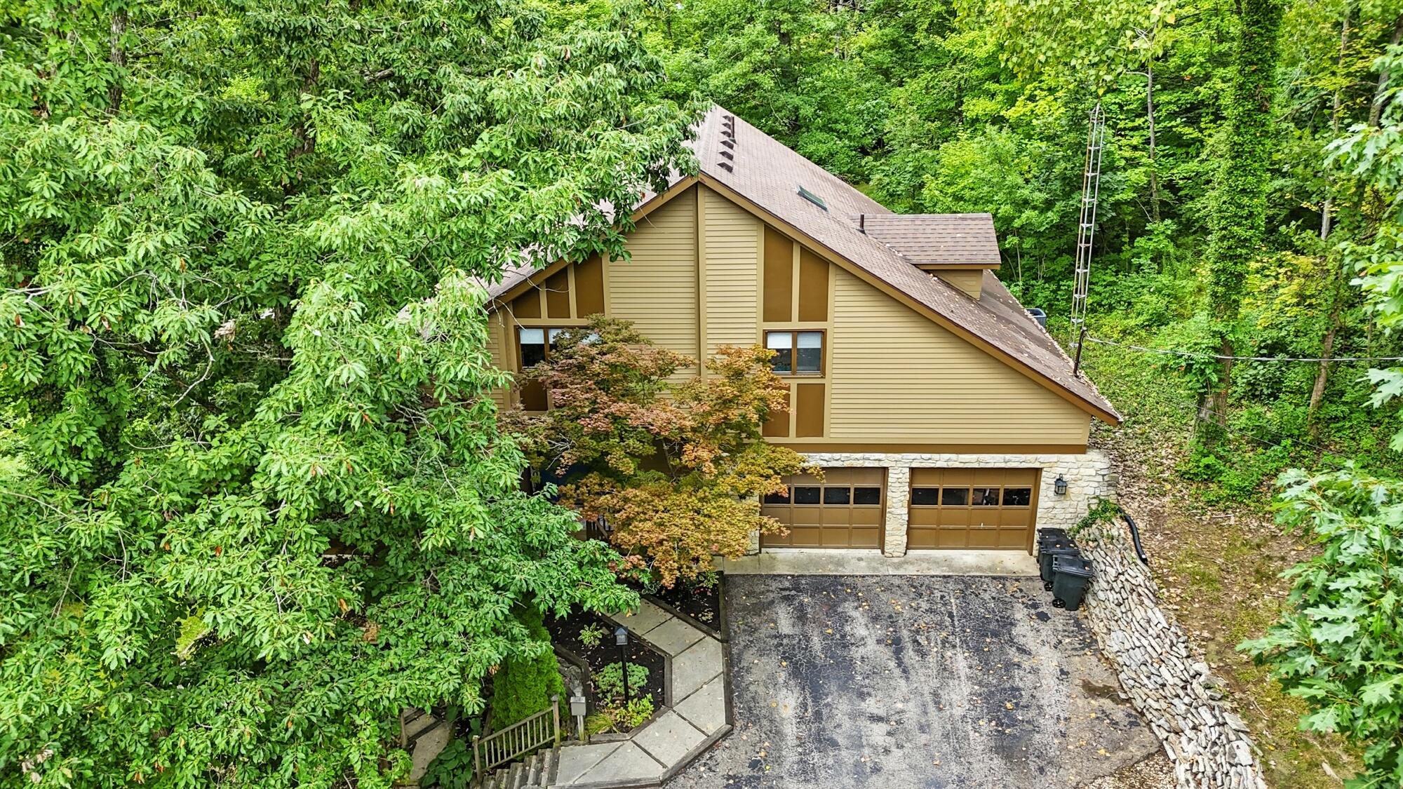 1101 Spruce Drive, Springfield, Ohio 45504