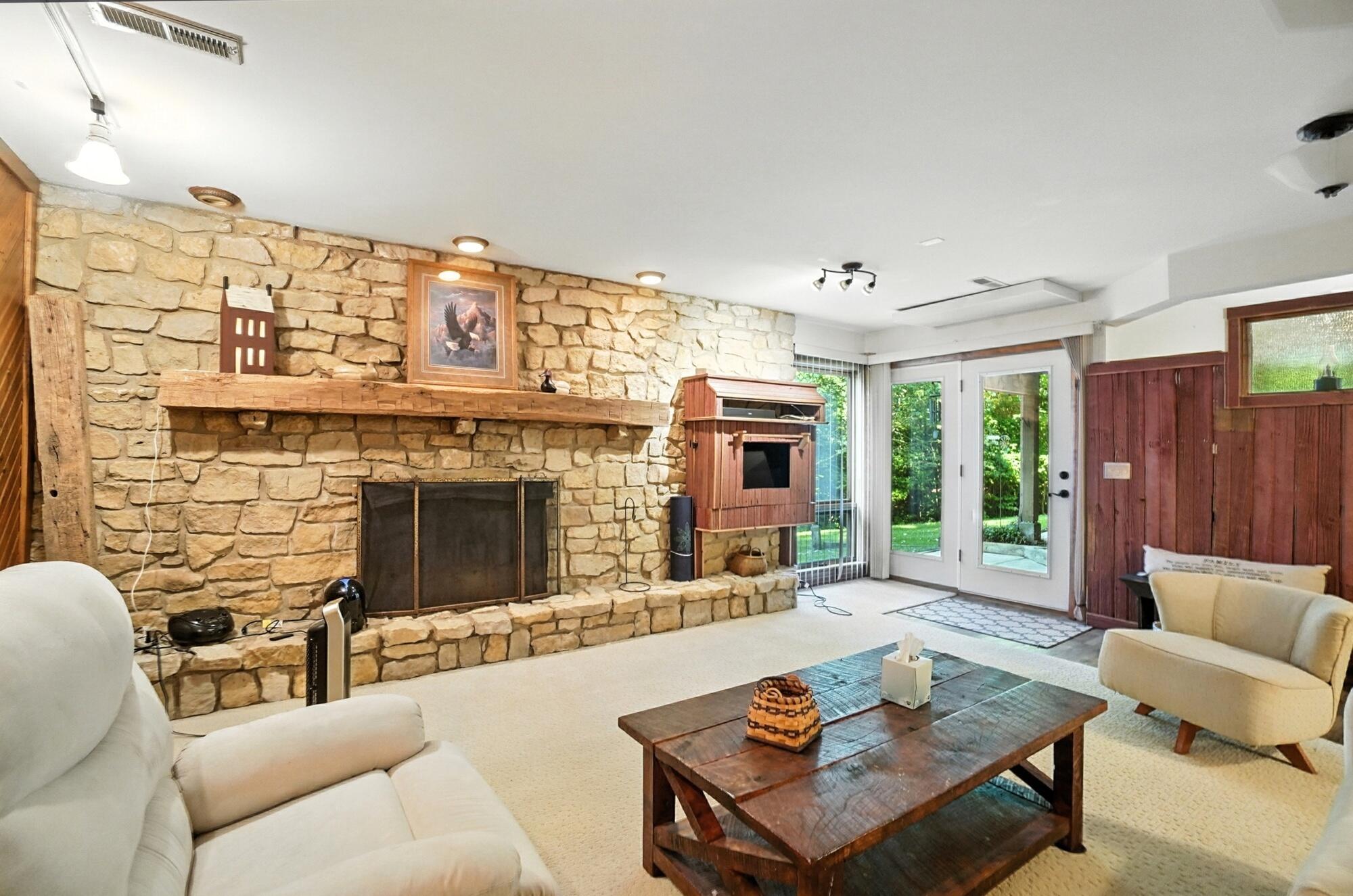 1101 Spruce Drive, Springfield, Ohio 45504