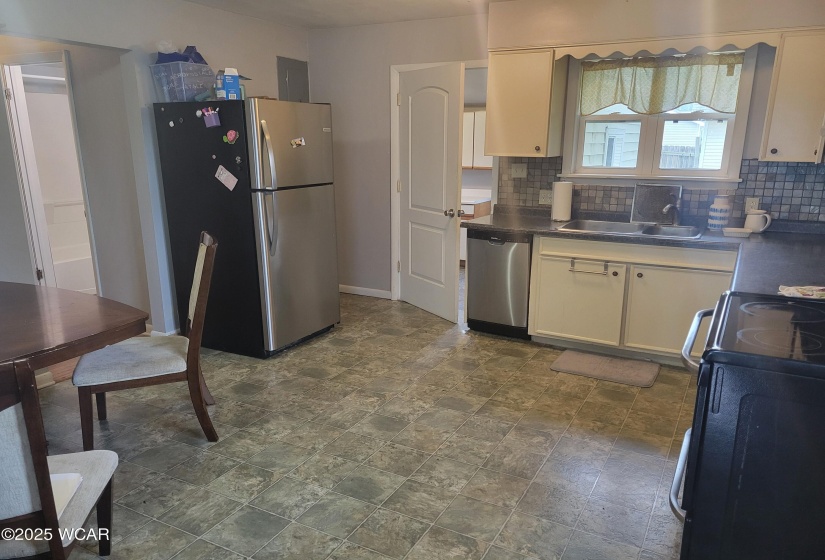 523 SIMON Street, Ada, Ohio, 3 Bedrooms Bedrooms, ,1 BathroomBathrooms,Residential,For Sale,SIMON,308039