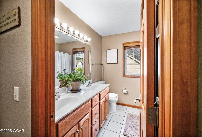 2522 Spruce Loop Road, Sylvania, Ohio, 4 Bedrooms Bedrooms, ,2 BathroomsBathrooms,Residential,For Sale,Spruce Loop,308038