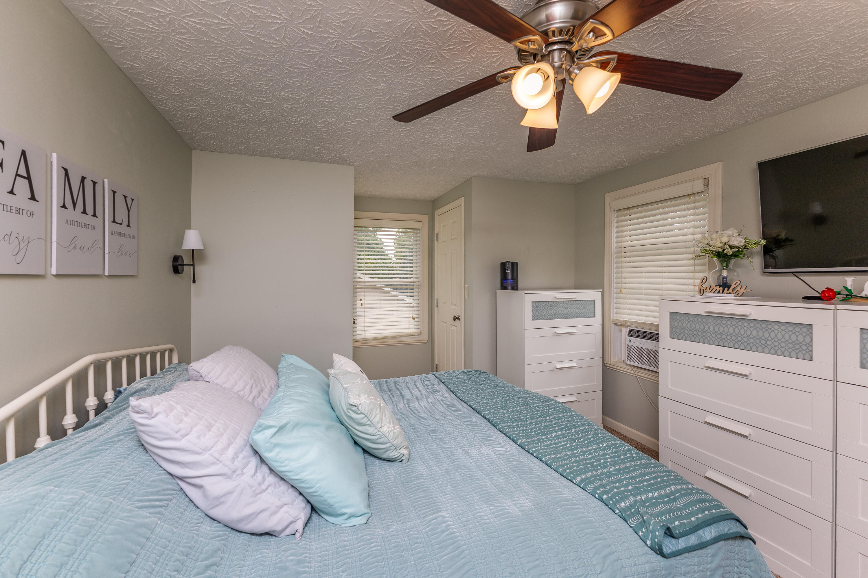 1389 Mckaig Avenue, Troy, Ohio 45373