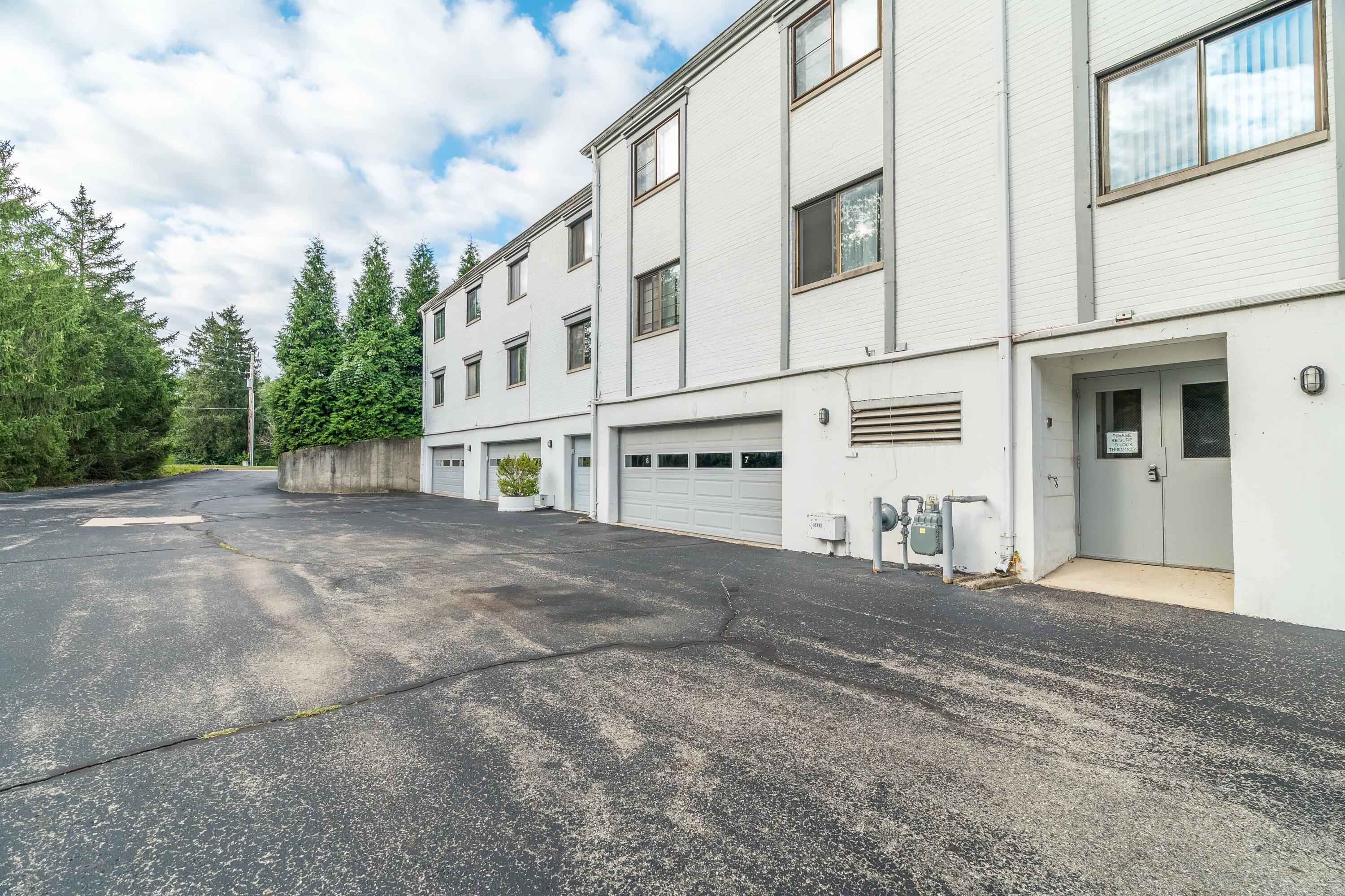 5416 Landau Drive, Kettering, Ohio 45429