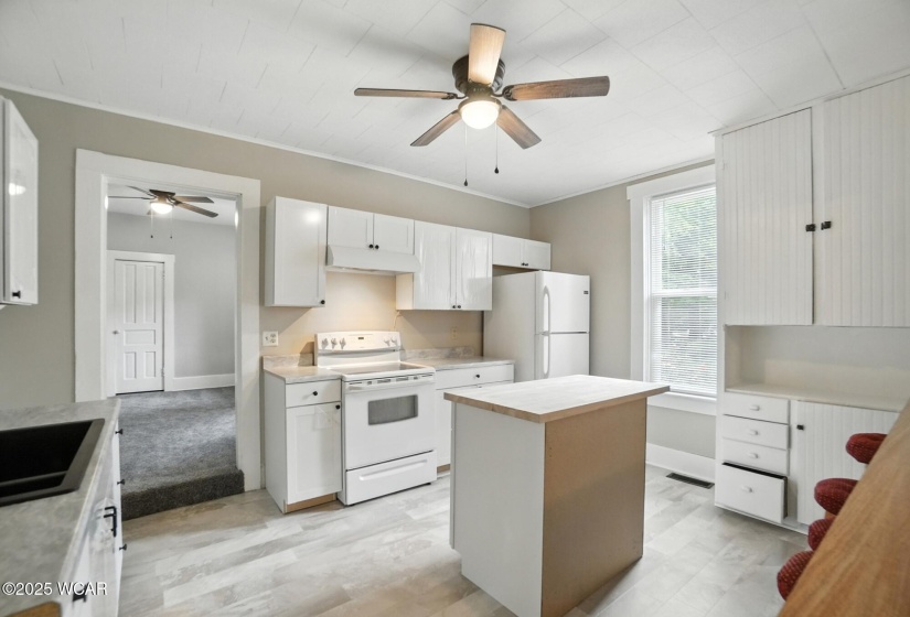 79 Broadway Street, Kenton, Ohio, 3 Bedrooms Bedrooms, ,1 BathroomBathrooms,Residential,For Sale,Broadway,308043
