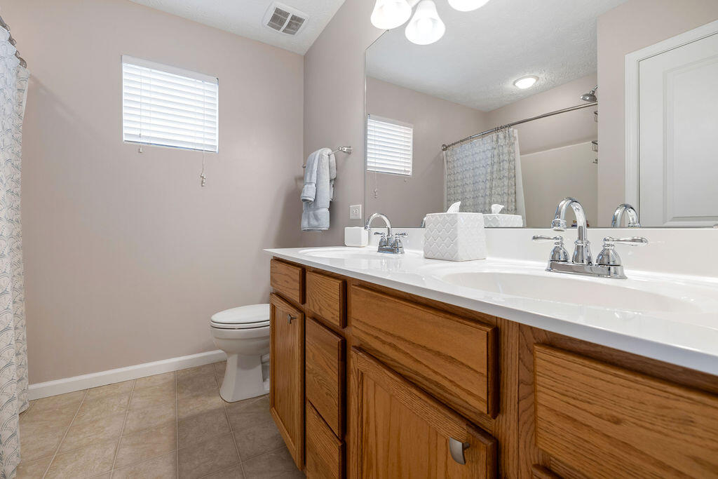 1475 Artesian Lane, Fairborn, Ohio 45324