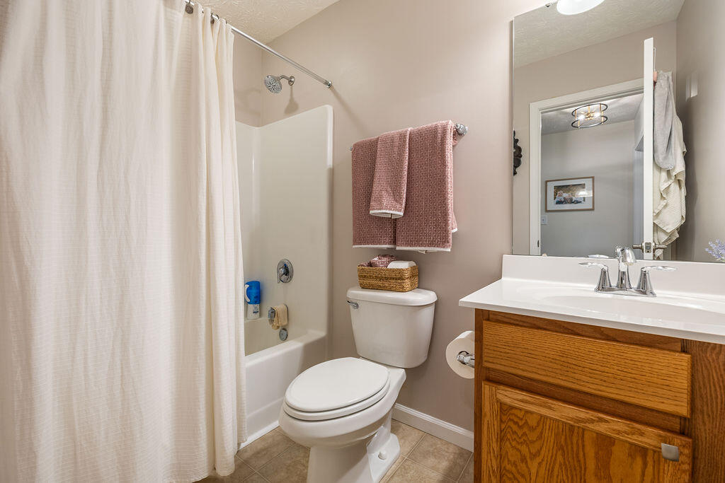 1475 Artesian Lane, Fairborn, Ohio 45324
