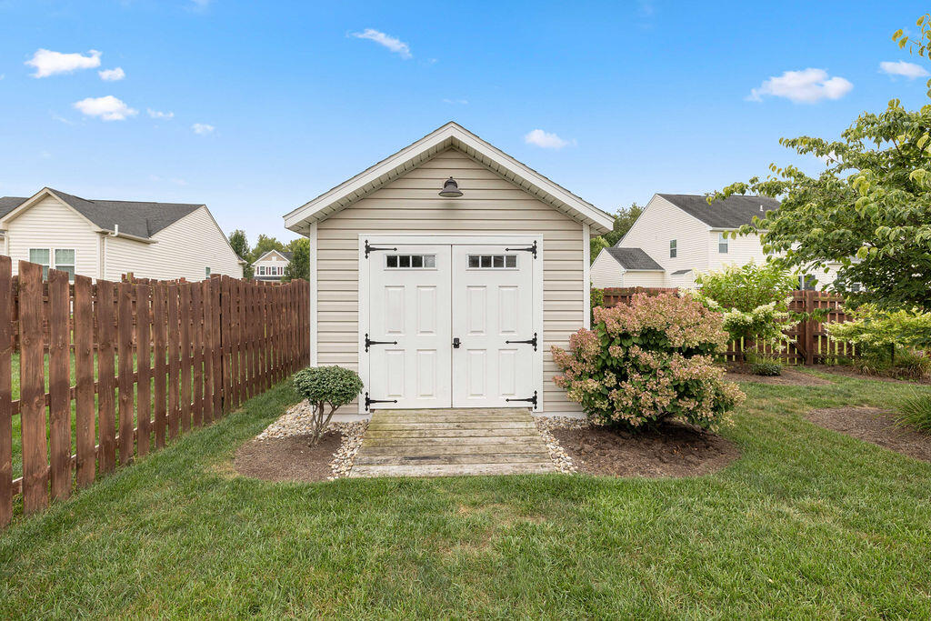 1475 Artesian Lane, Fairborn, Ohio 45324
