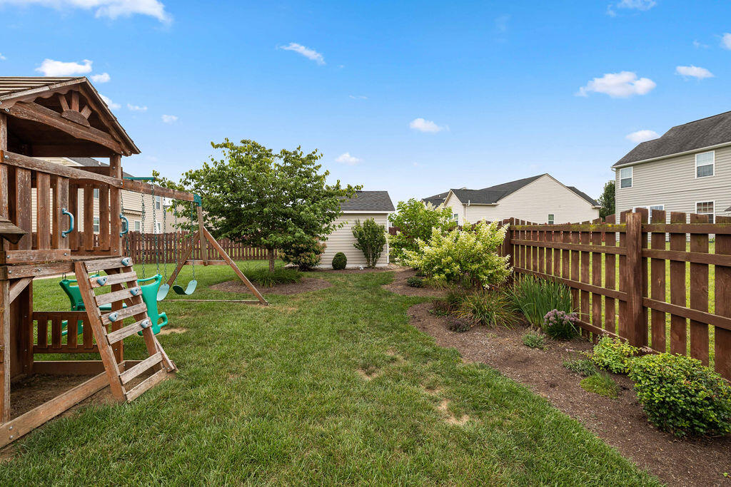 1475 Artesian Lane, Fairborn, Ohio 45324