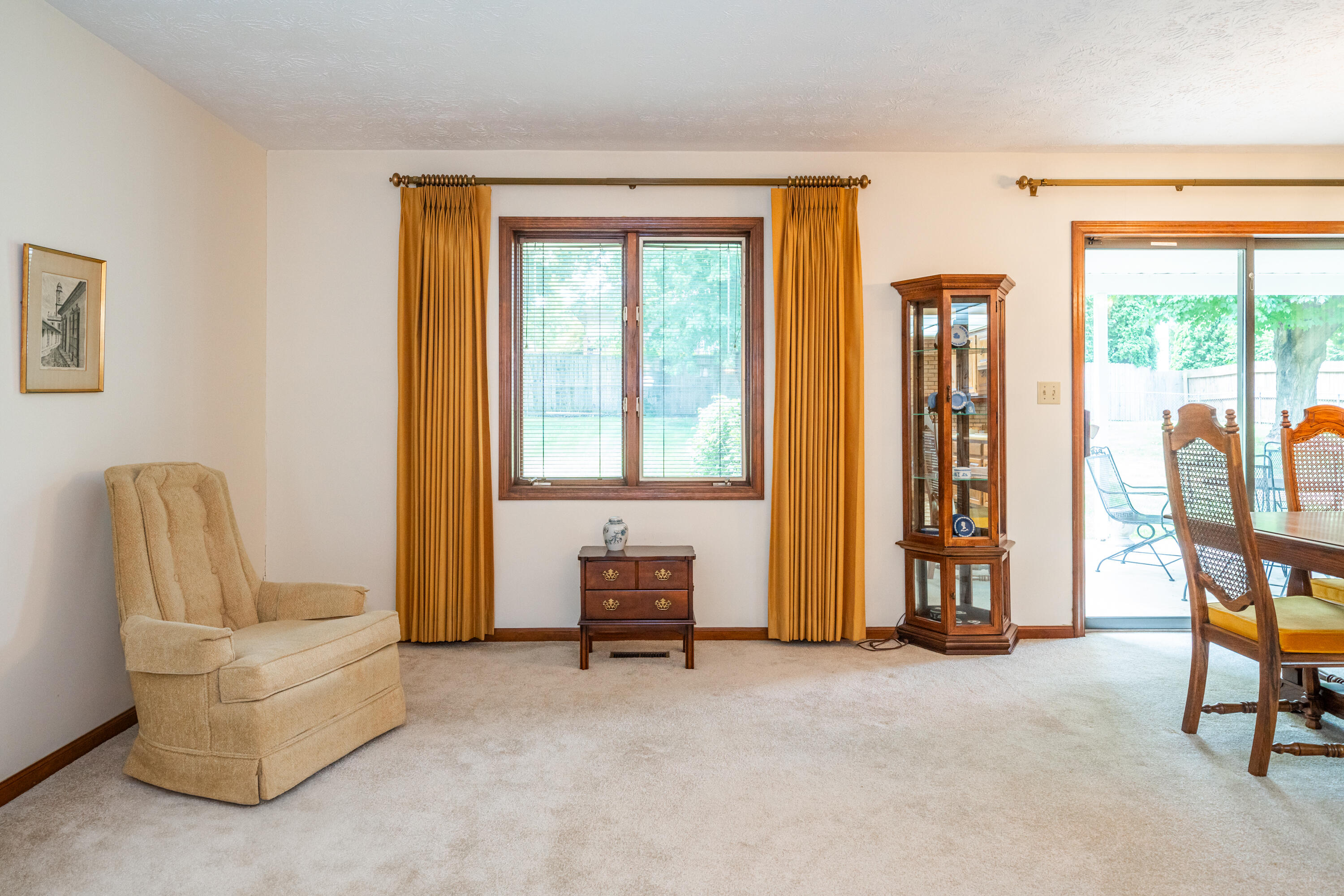 374 Shadywood Drive, Clayton, Ohio 45315